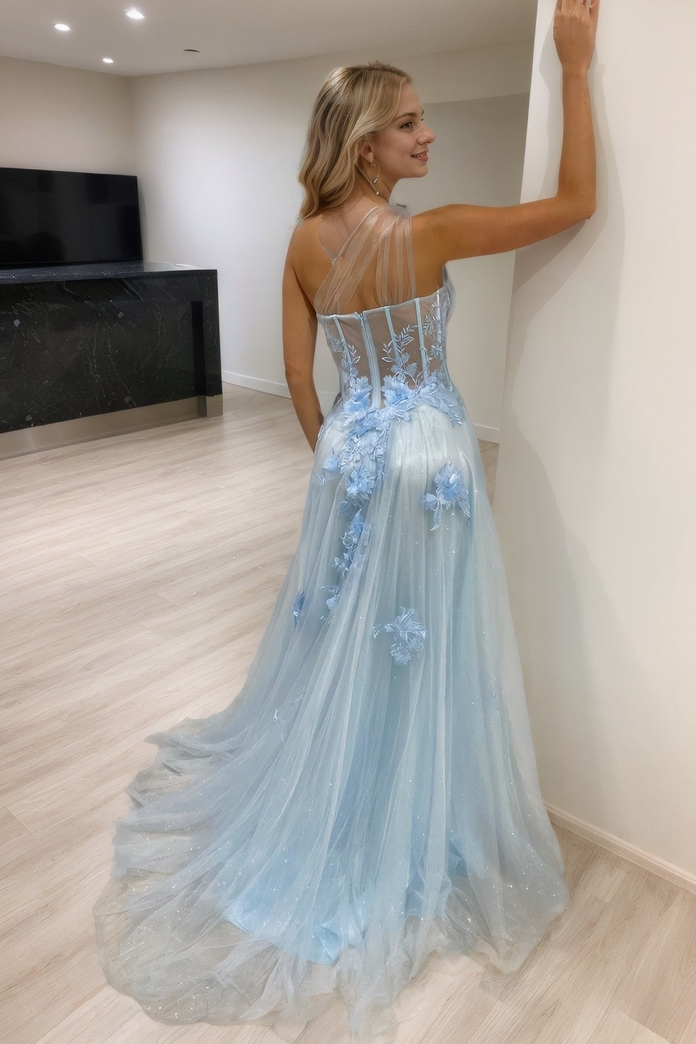 A-line One-Shoulder Sleeveless Long/Floor-Length Tulle Prom Dresses with Appliqued Split-871
