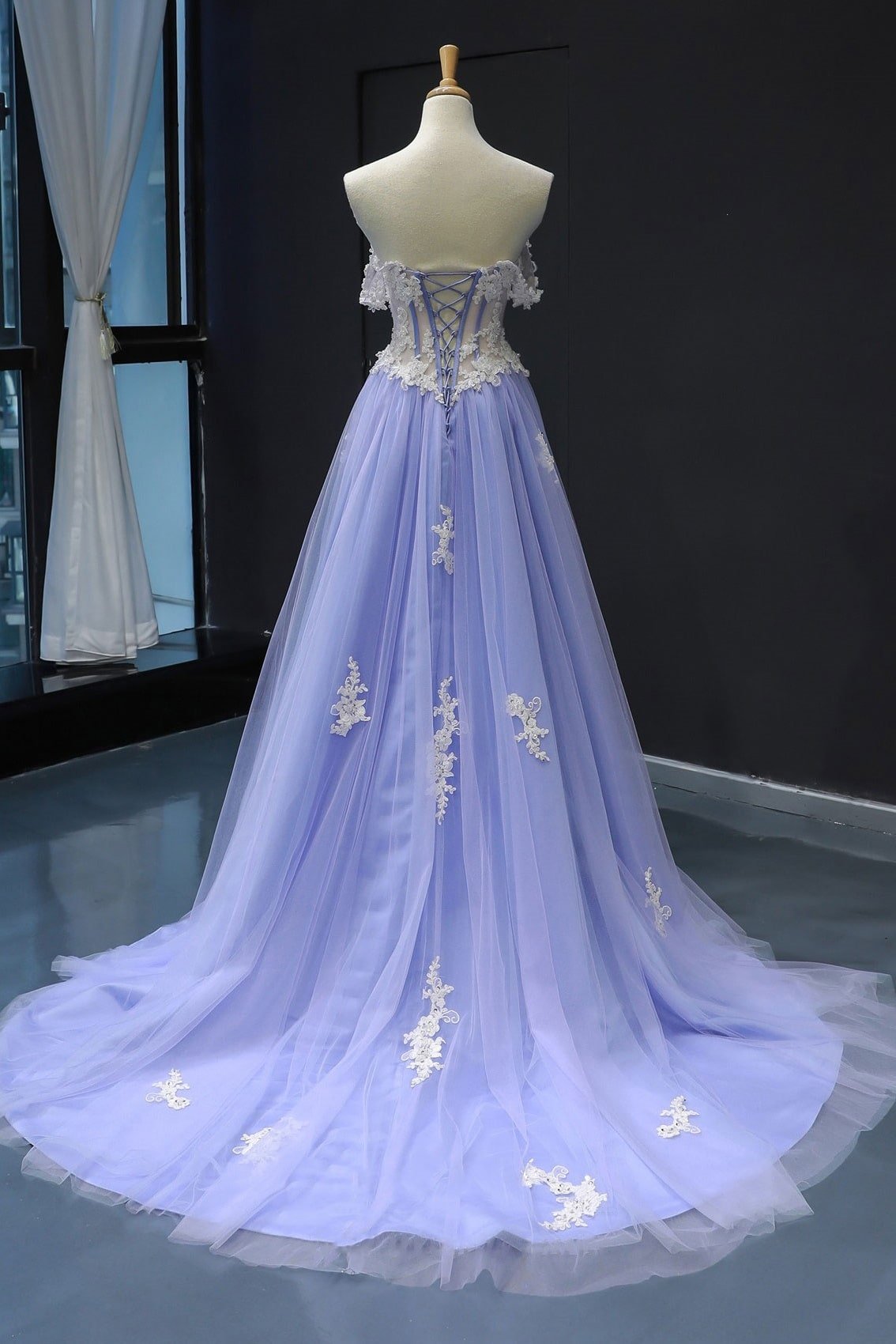 A-line Princess Off-the-Shoulder Sweep Train Tulle Satin Prom Dresses With Appliqued-473