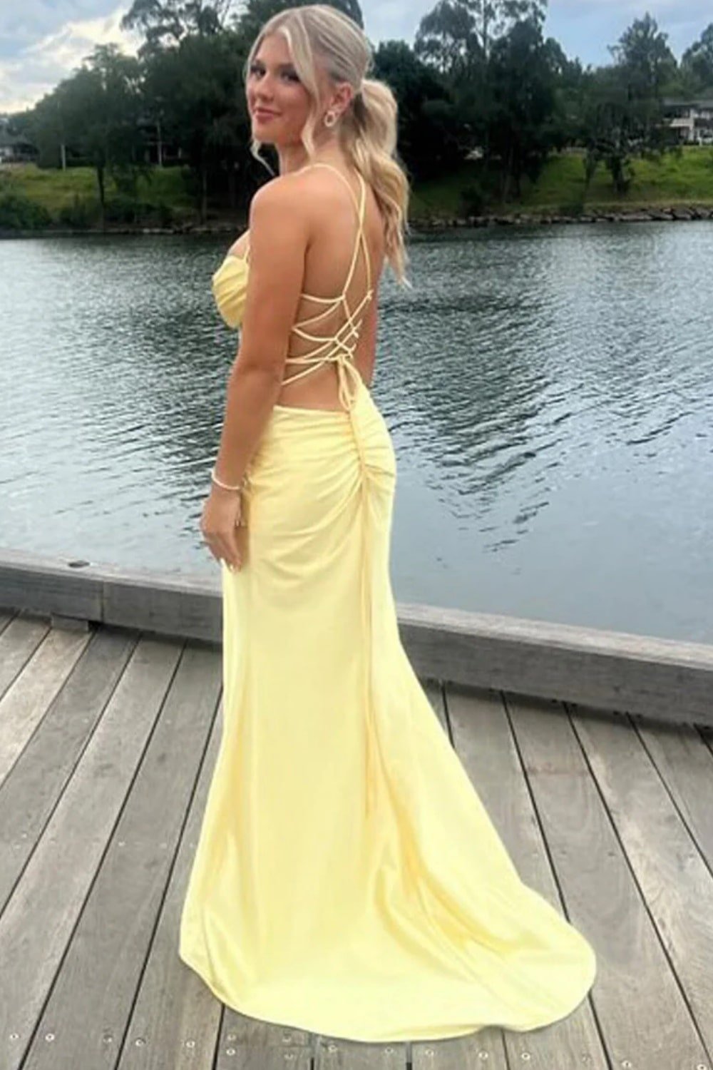 Sheath/Column Sweetheart Sleeveless Sweep Train Silk like Satin Prom Dresses with Pleated Split-829