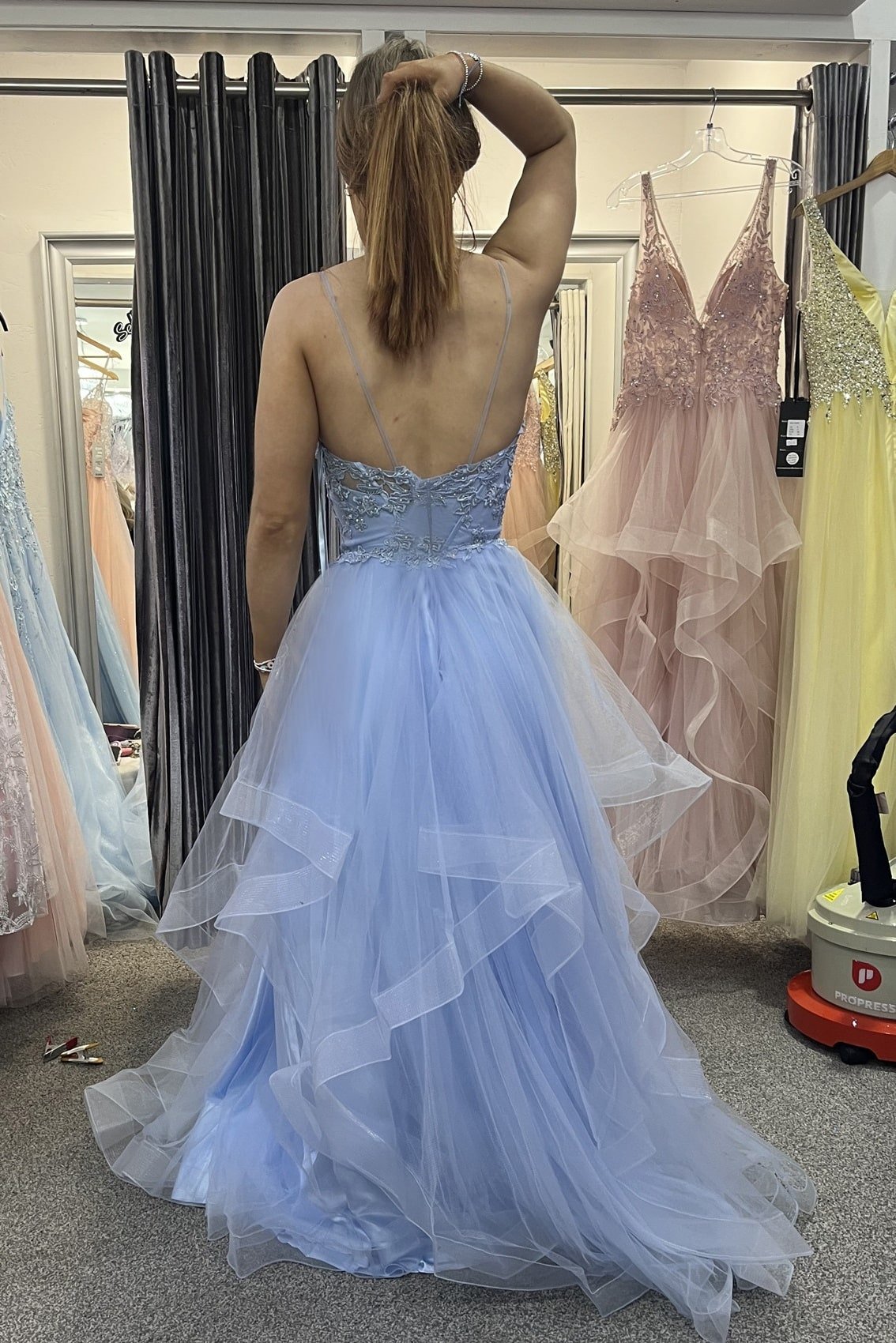 A-line V Neck Sleeveless Long/Floor-Length Tulle Charmeuse Prom Dresses With Appliqued Lace-481