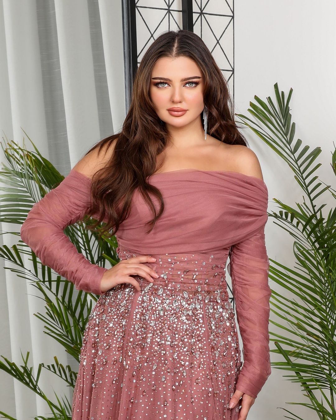 Elegant Black Beaded Tulle Off Shoulder Evening Dress SF333