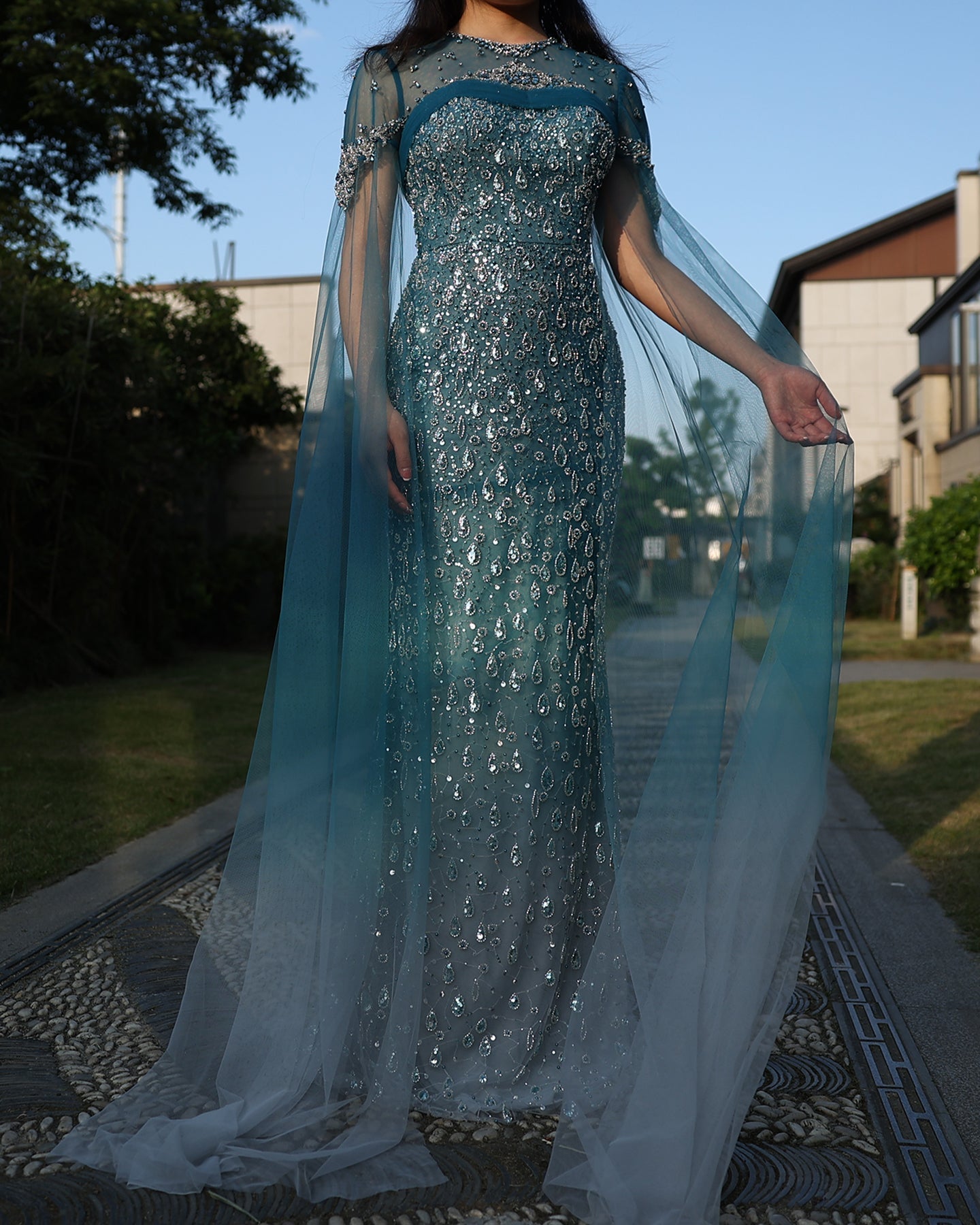 Luxury Turquoise Crystal Evening Dresses with Cape Sleeves SS666
