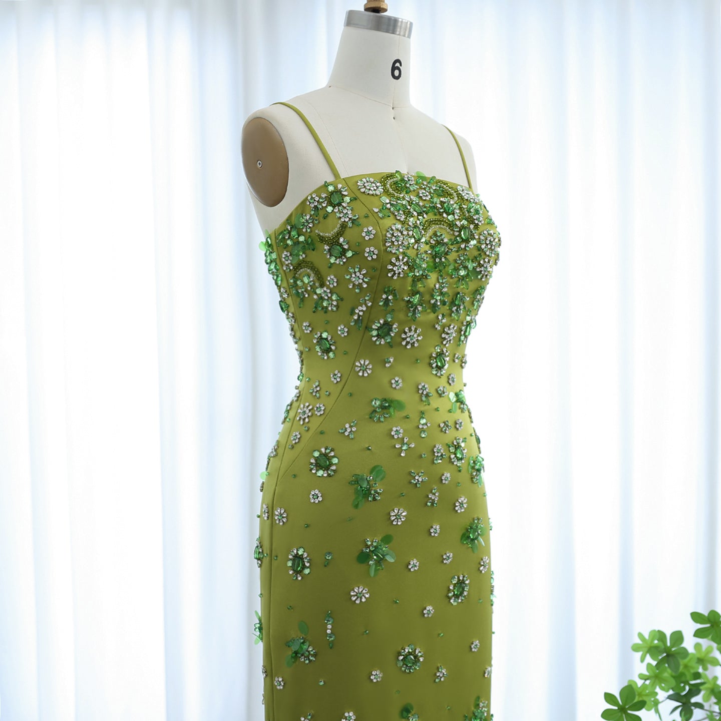 Luxury 3D Floral Beaded Short Green Spaghetti Evening Dress SS233