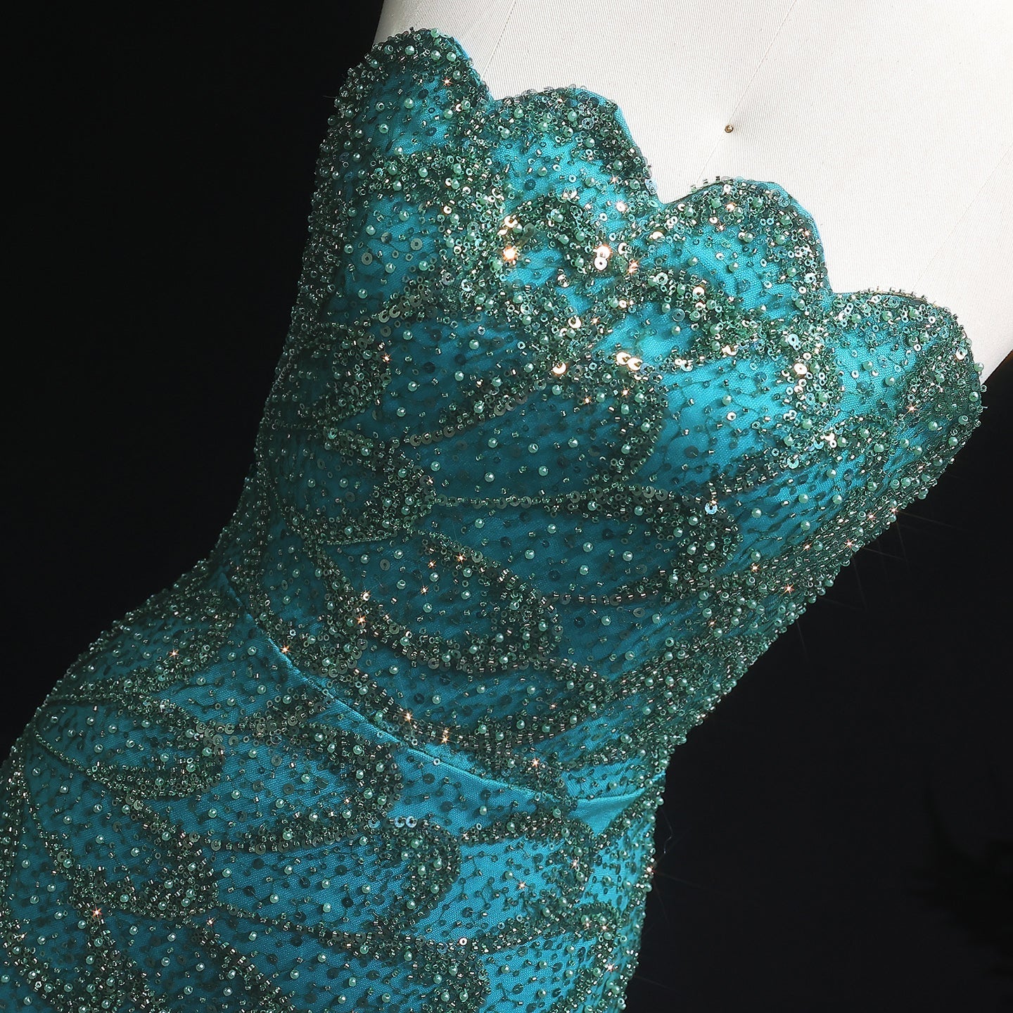 Elegant Emerald Green Strapless Evening Dress SS601