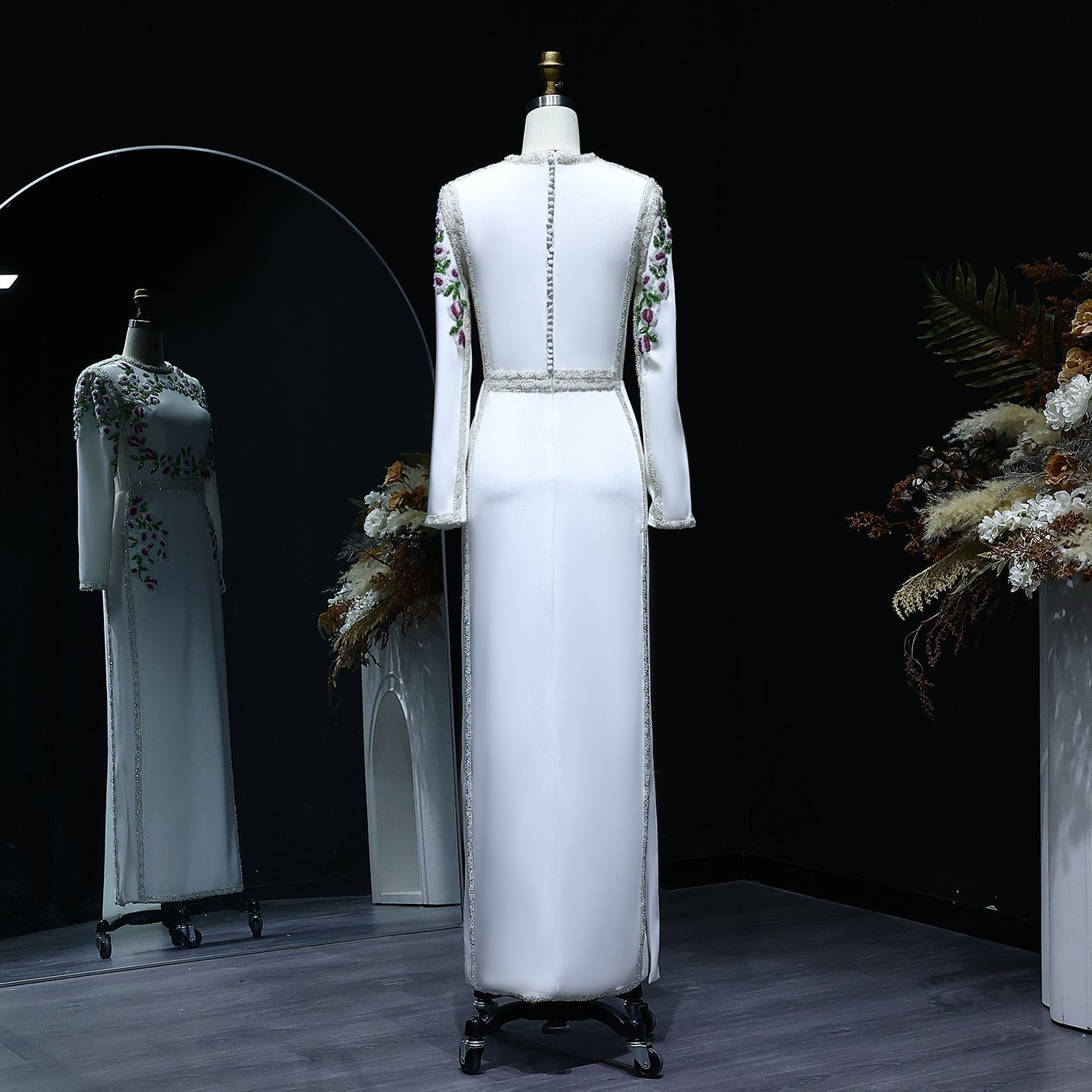 Elegant White Long Sleeves Embroidery Flora Evening Dress SS541