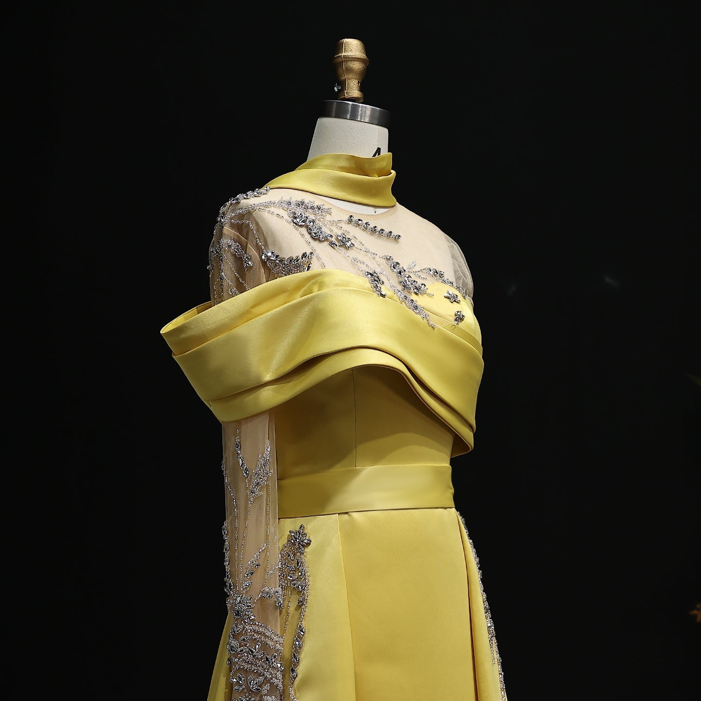 Elegant Gold Yellow Satin Arabic Evening Dress with Overskirt SS302