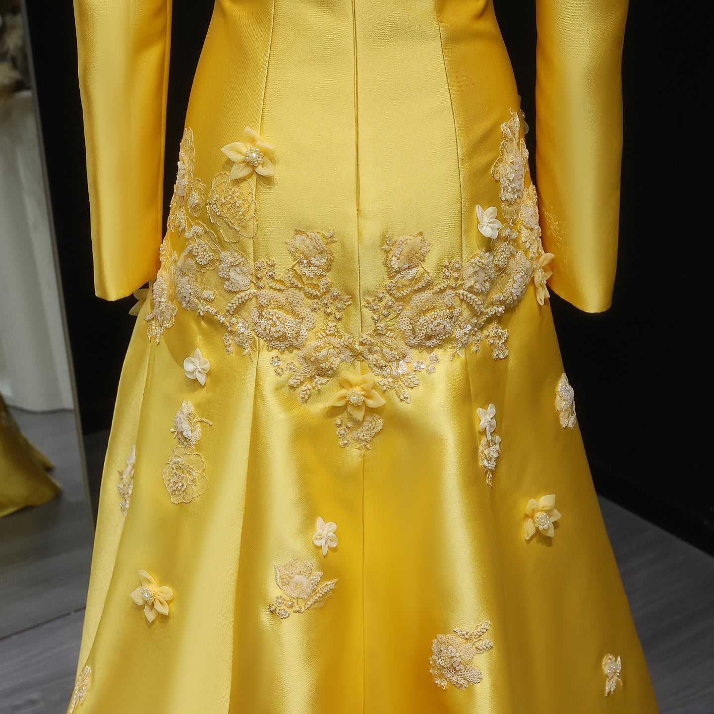 Elegant Off Shoulder Yellow 3D Flowers Evening Dress SS537