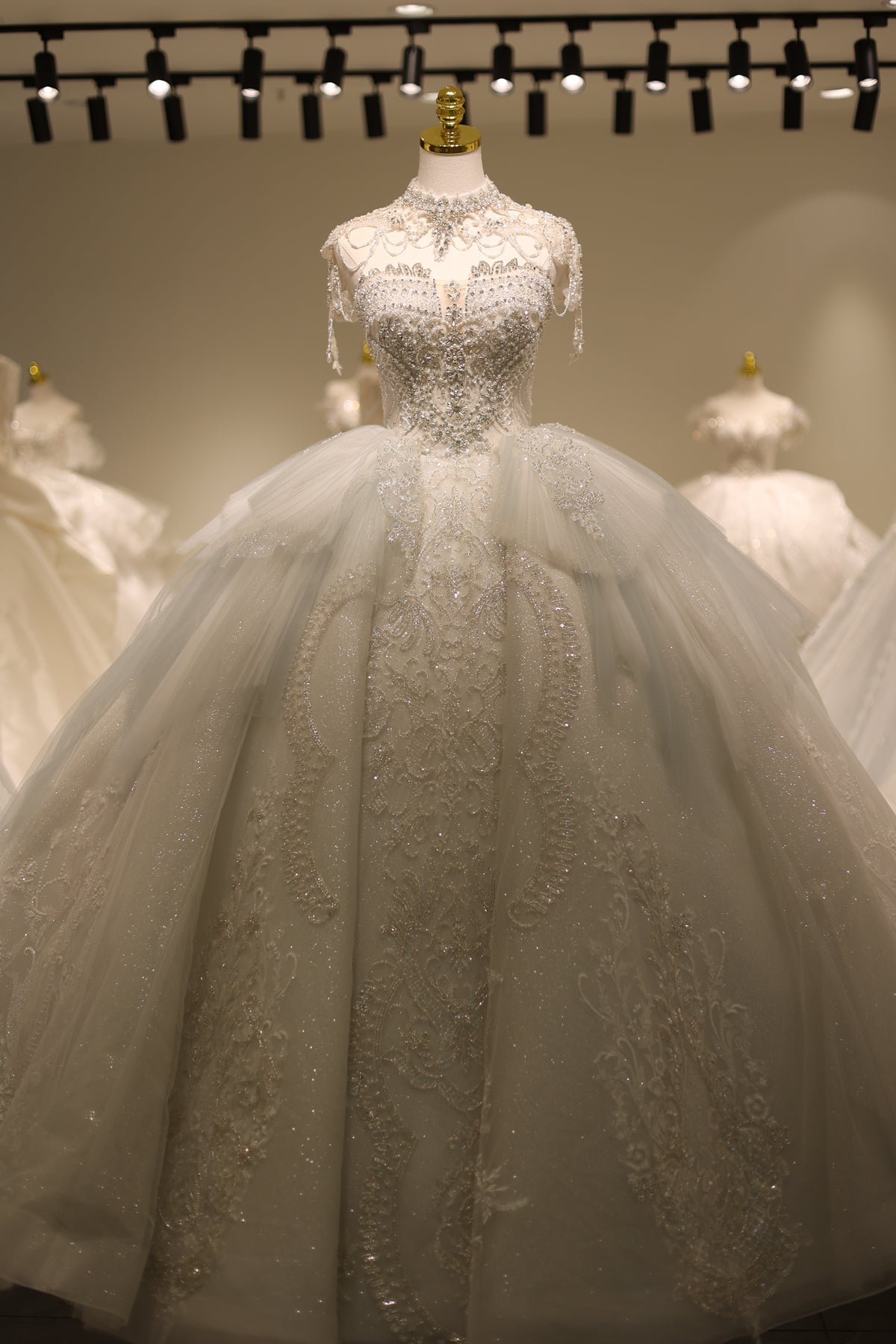 Luxury Crystal Pearls Wedding Dress with Royal Train RS001