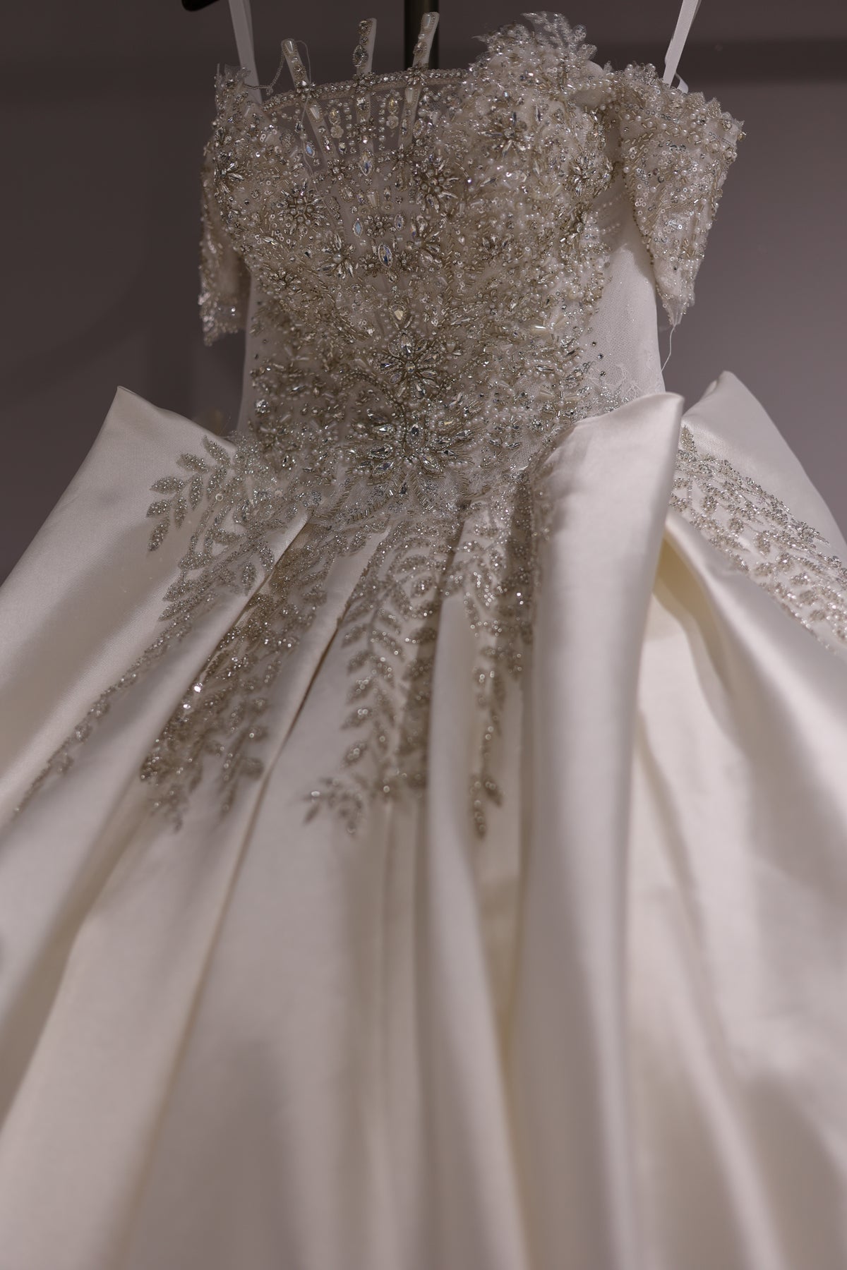 Luxury Crystal Satin Off-Shoulder Ball Gown Wedding Dress RS010