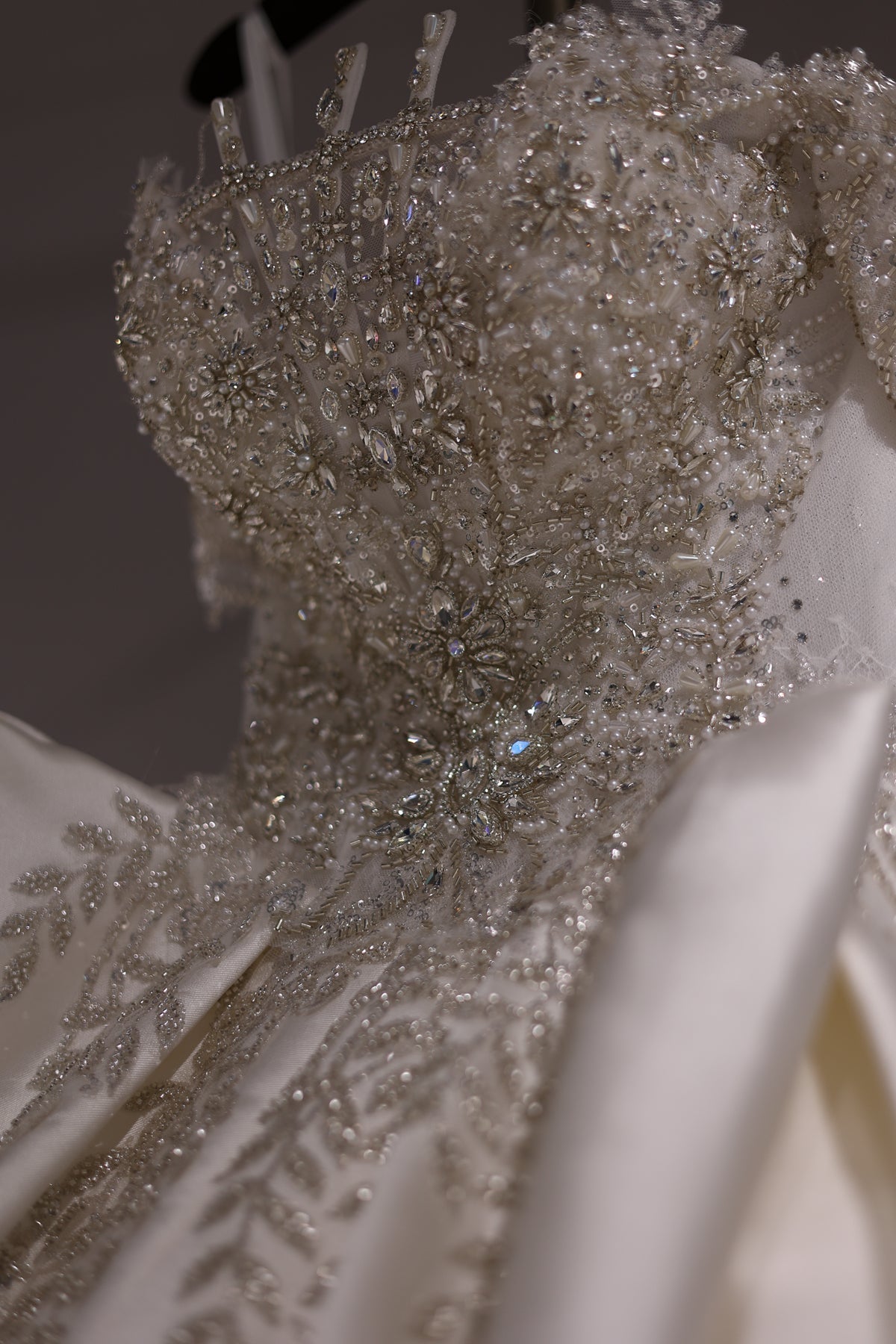 Luxury Crystal Satin Off-Shoulder Ball Gown Wedding Dress RS010