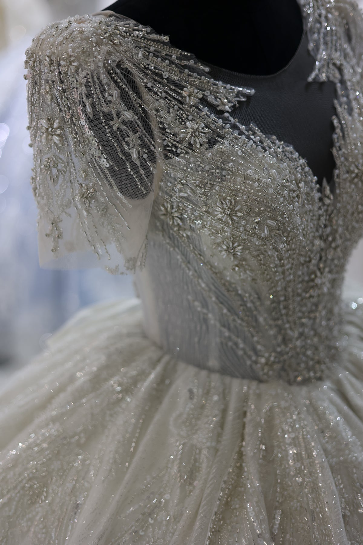 Luxury Beaded Short Sleeves Ball Gown Wedding Dress RS021