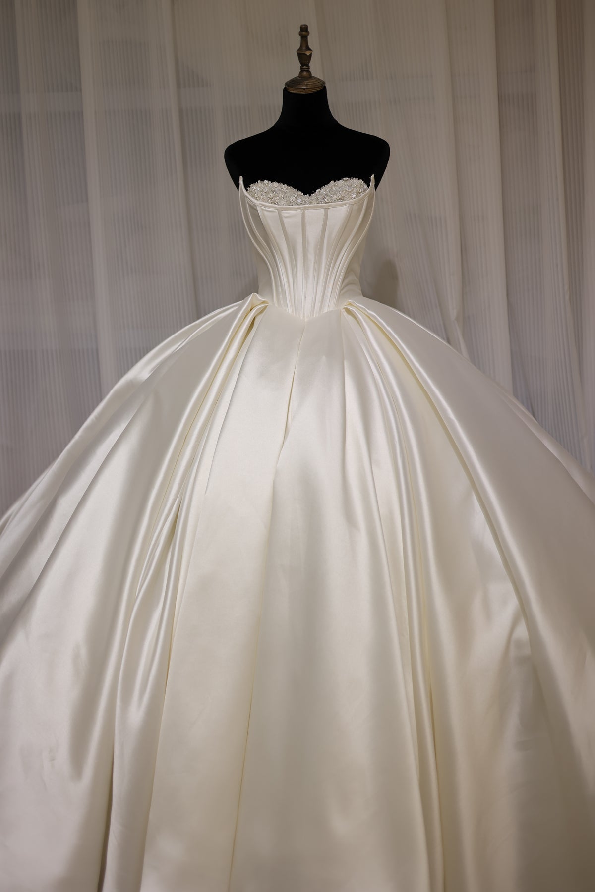Luxury Pearl Strapless Ball Gown White Wedding Dress RS025  White / Custom Made