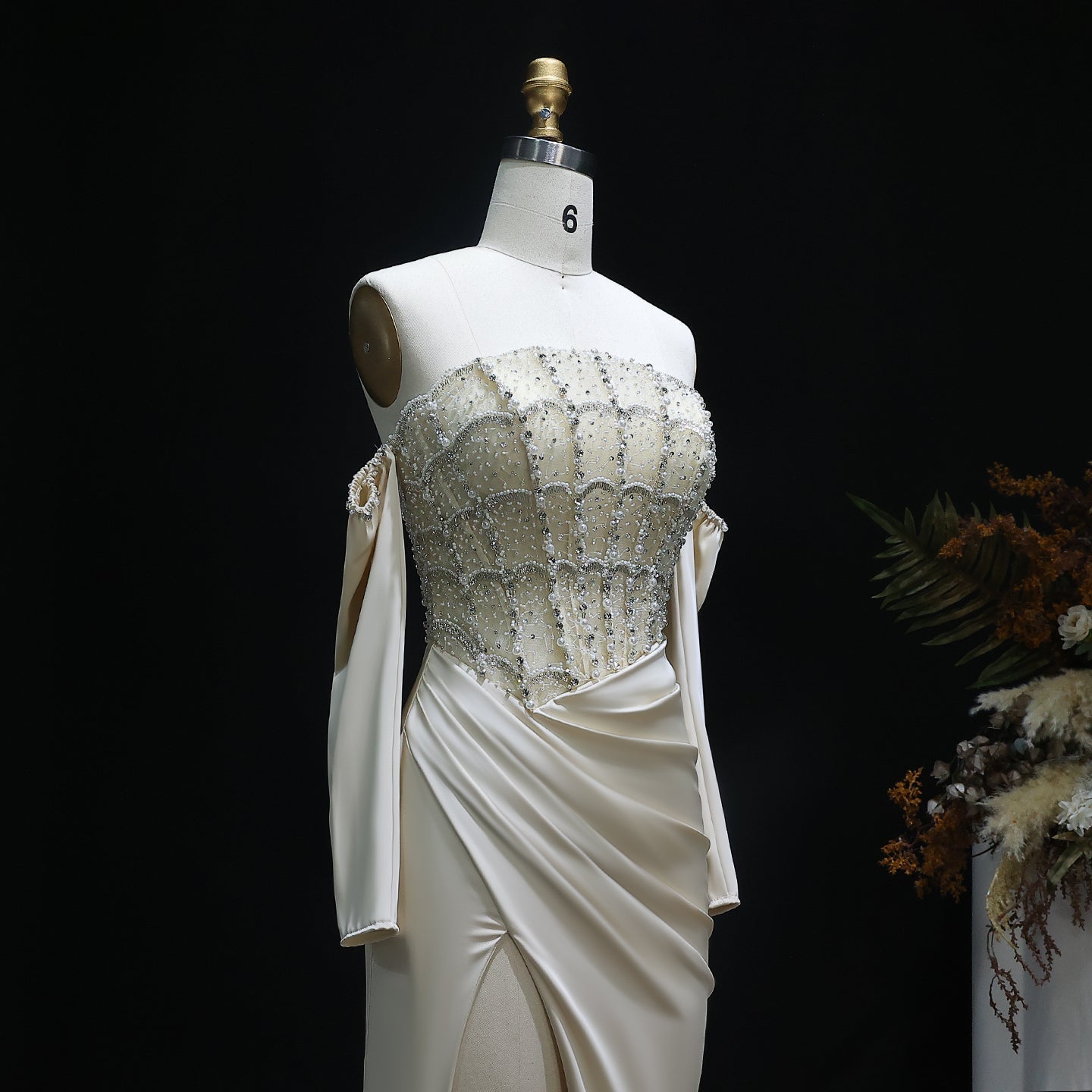 Luxury White Scalloped Evening Dress with High Slit SS416