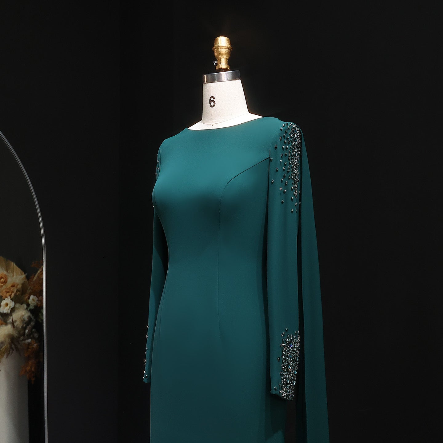 Elegant Green Long Sleeve Evening Dress with Cape SF464