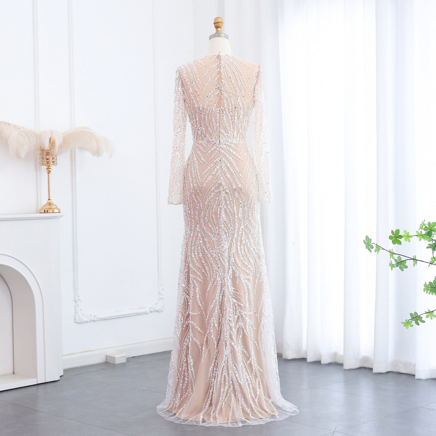 Luxury White Nude Long Sleeves Mermaid Evening Dress SS684