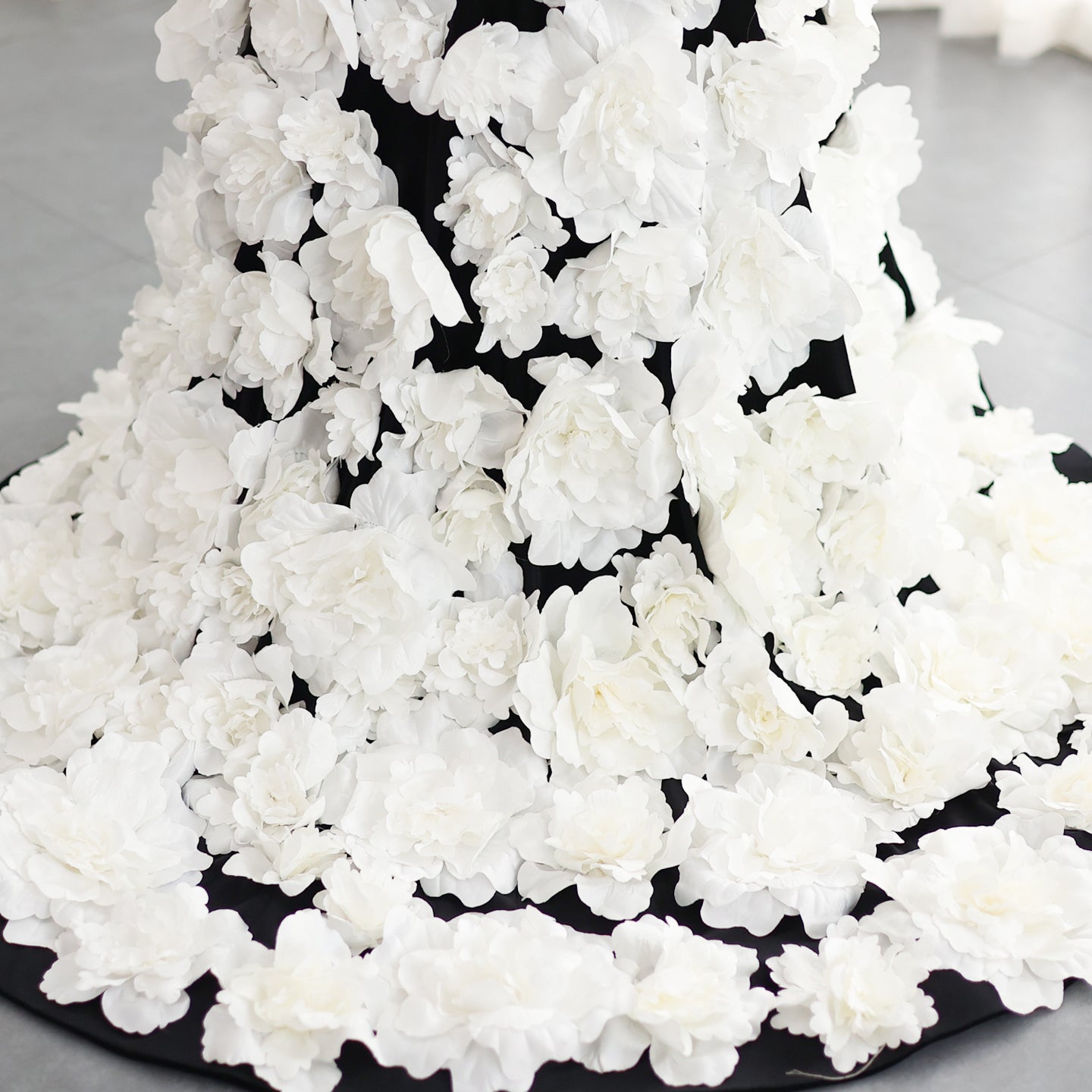 3D Flowers Black Velvet Strapless Evening Dress with Gloves SS748