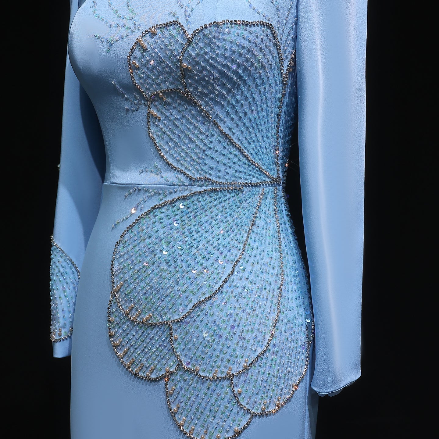 Elegant Pink Butterfly Beaded Long Sleeves Evening Dress SS262