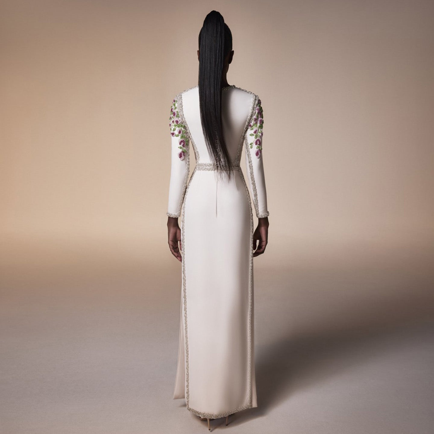 Elegant White Long Sleeves Embroidery Flora Evening Dress SS541