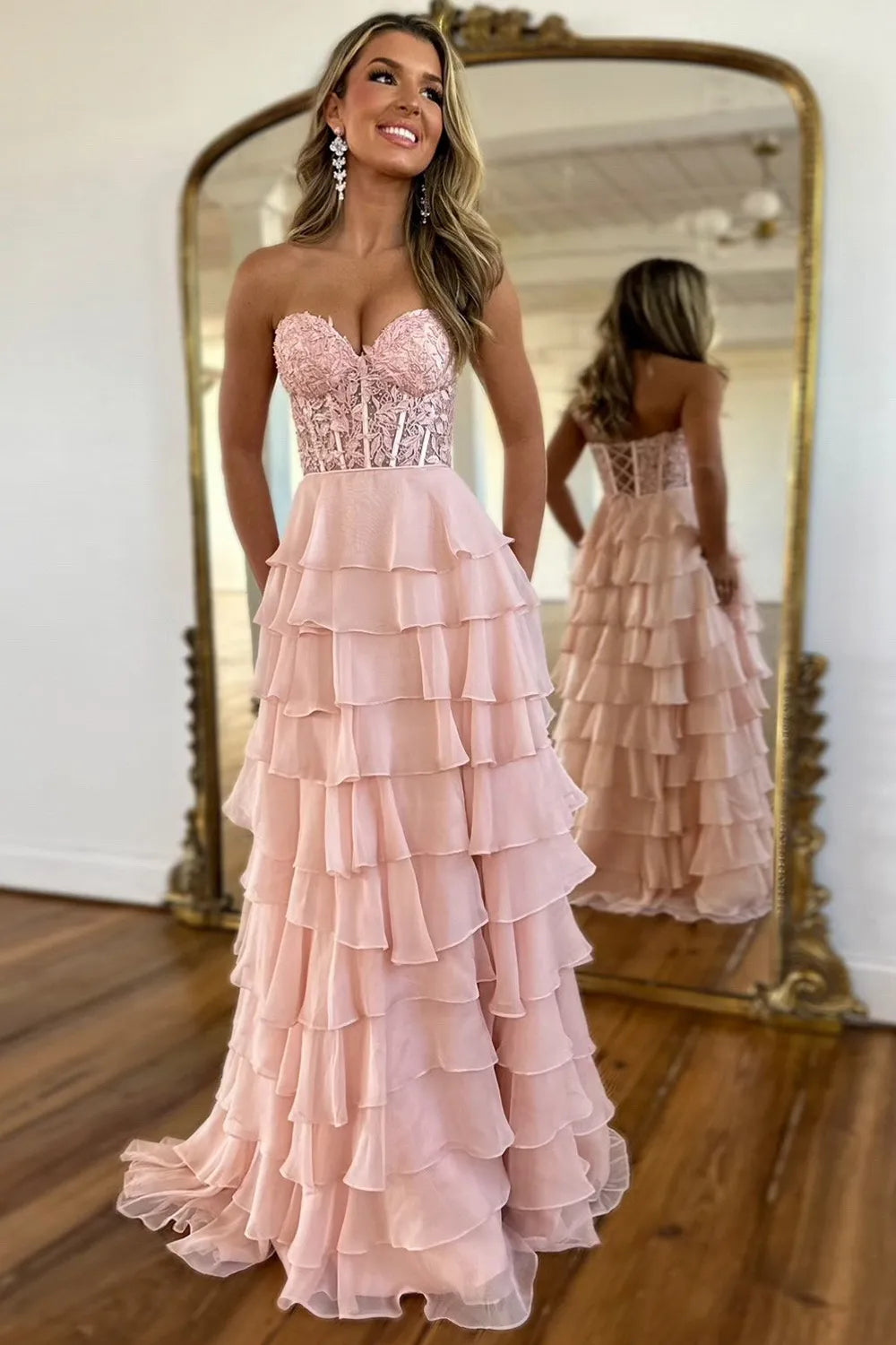 A-line/Princess Chiffon Fuchsia Sweetheart Tiered Ruffles Prom Dress with Slit Applique