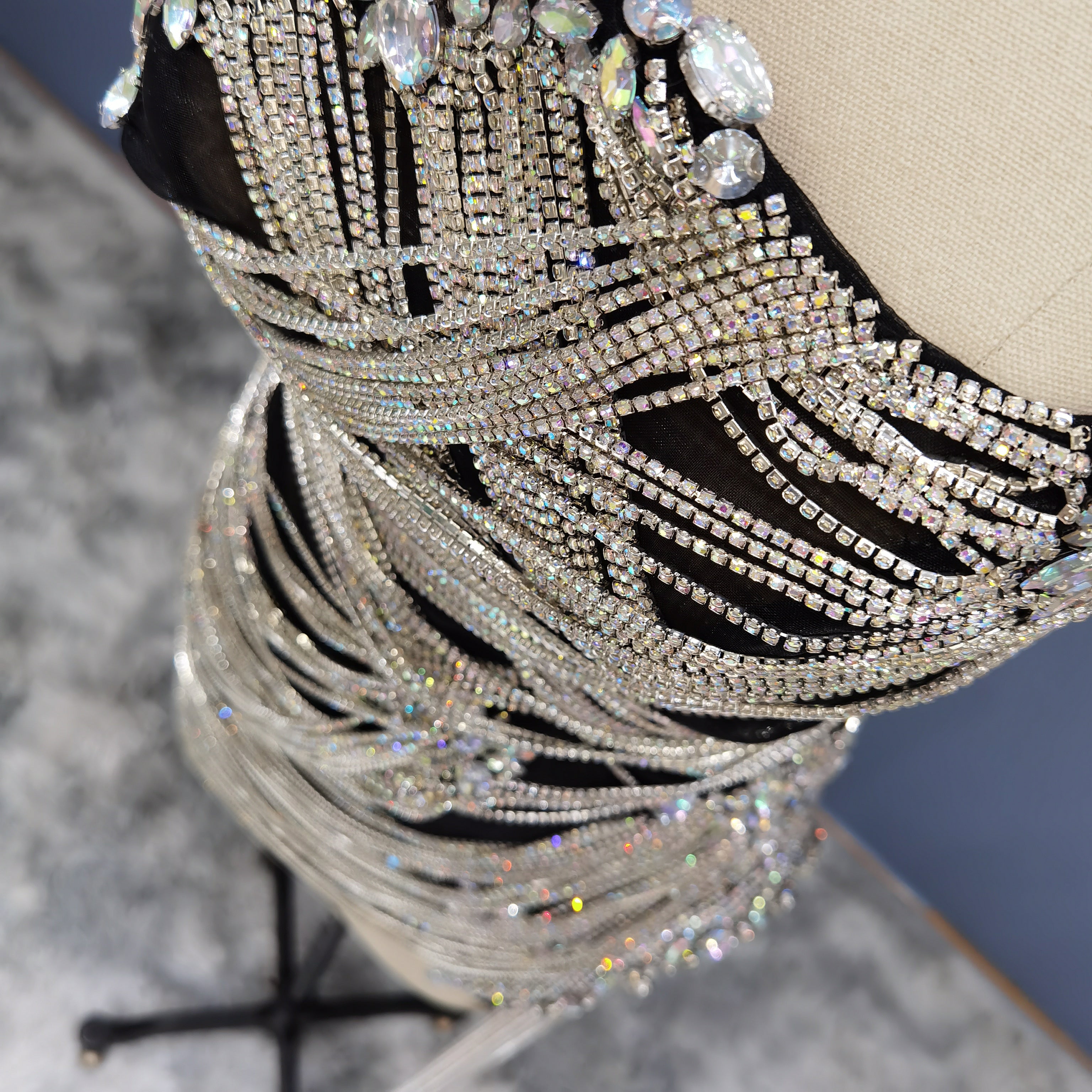 Luxury Crystal Tassels Strapless Short Cocktail Dress RM012