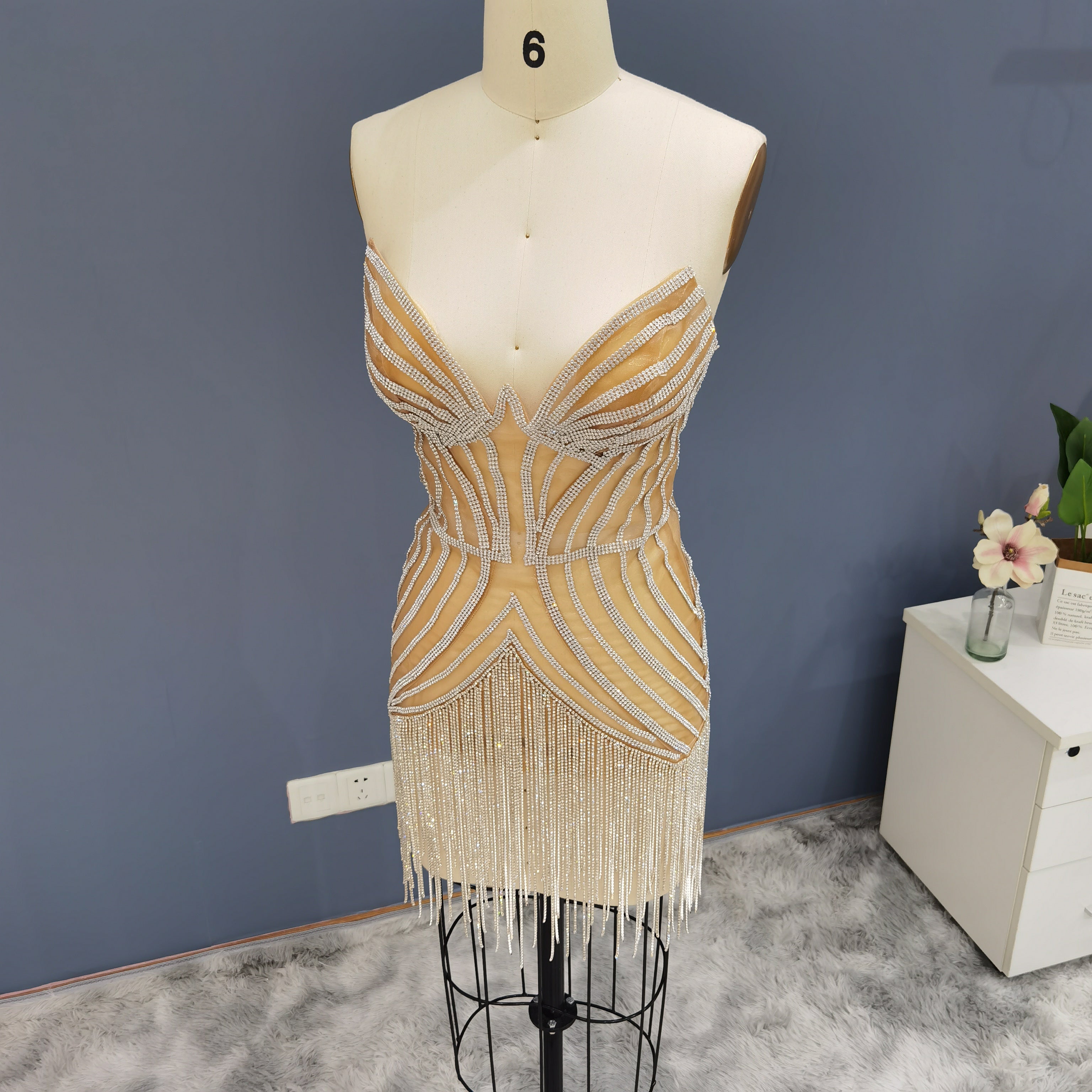 Luxury Beading Tassels Strapless Short Cocktail Dress RM016