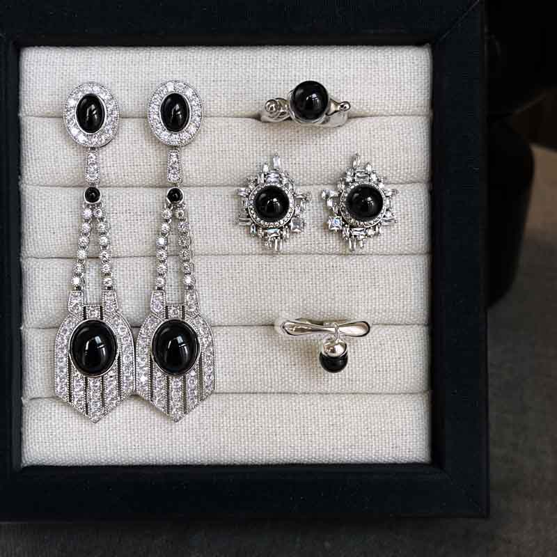 Vintage Onyx Elegance Jewelry Set