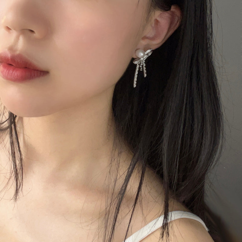 Chic Ribbon Pearl Earrings