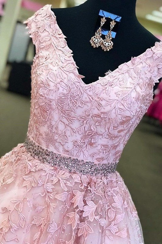 A-Line/Princess V-Neck Sleeveless Floor-Length Applique Tulle Prom Dresses