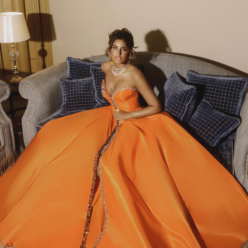 Dreamy Vow Elegant Black Long Arabic Evening Dresses 2023 Luxury Dubai Crystal Orange Side Slit Women Wedding Party Gowns SS364