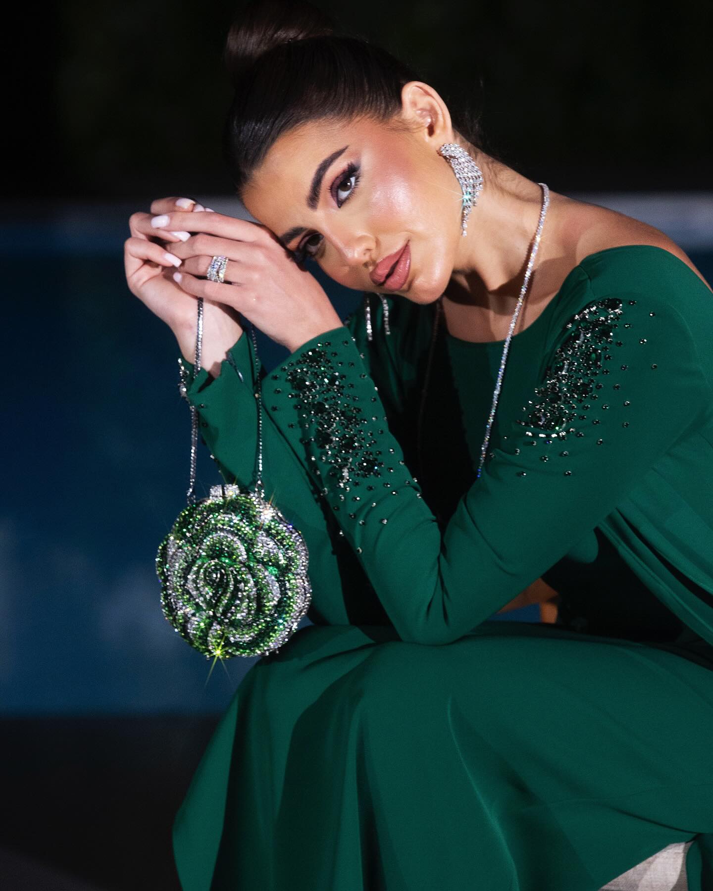 Elegant Green Long Sleeve Evening Dress with Cape SF464