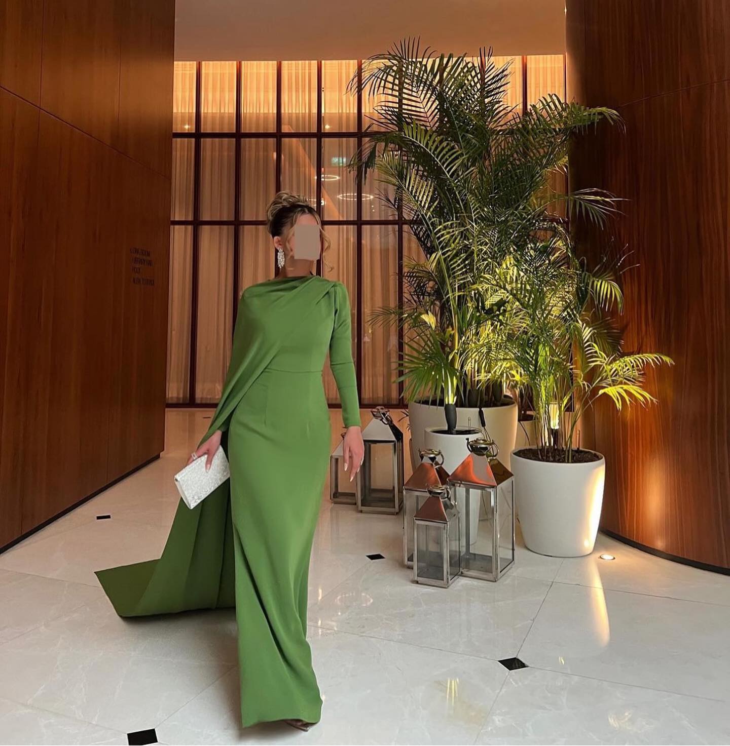 Elegant Green Long Sleeves Evening Dress with Cape SF068