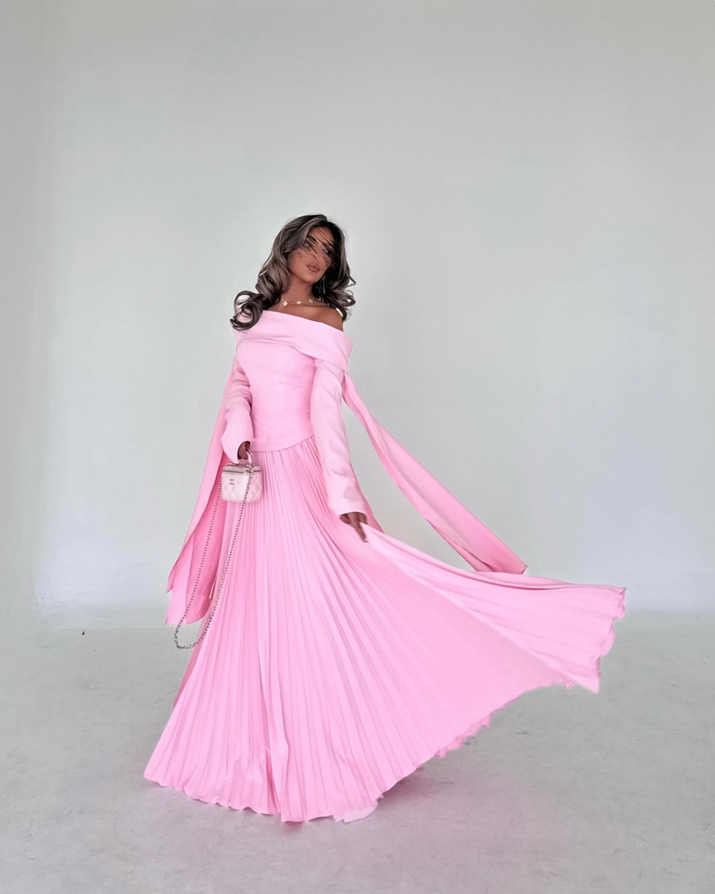 Elegant Pink Pleats Off Shoulder Long Sleeves Evening Dress SF062
