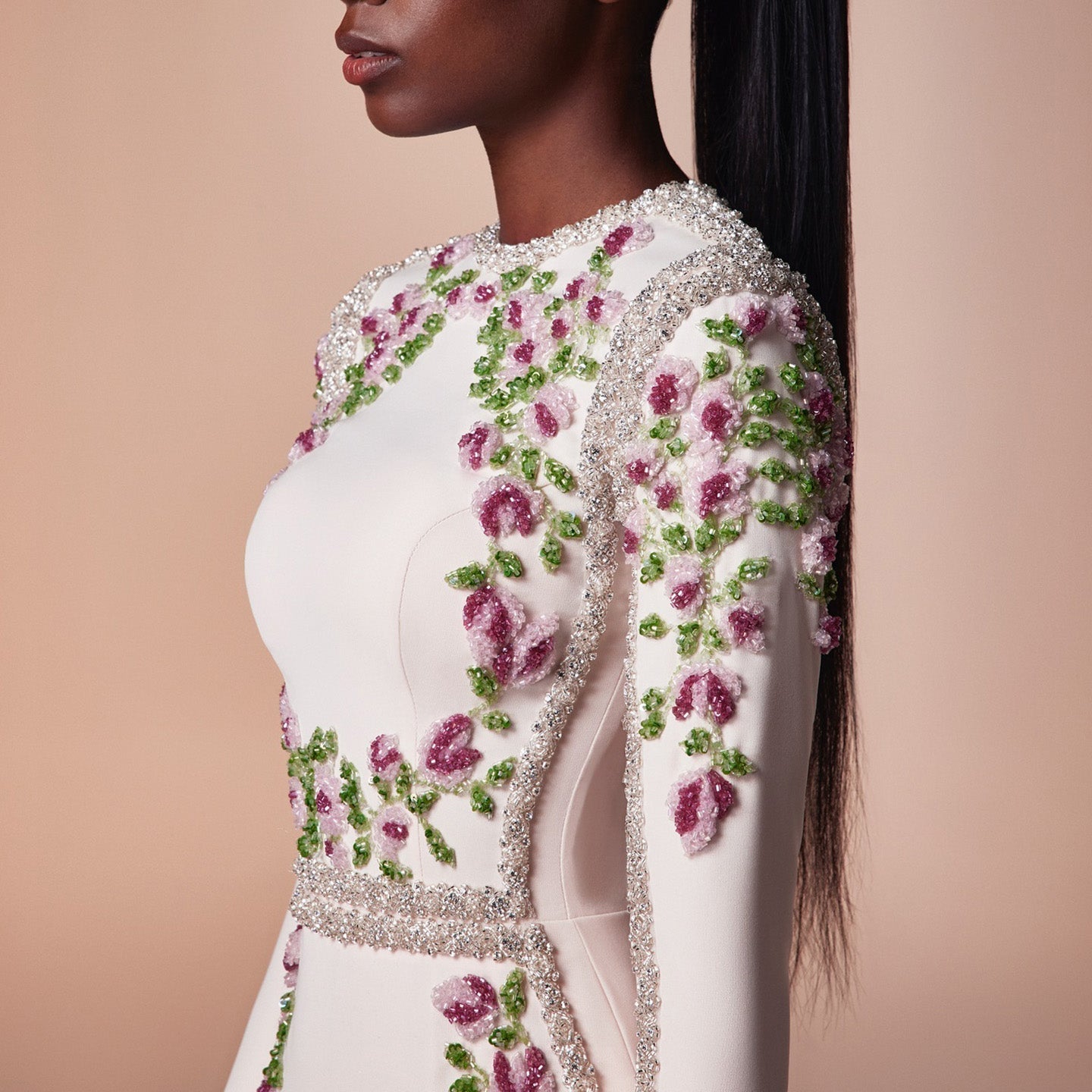 Elegant White Long Sleeves Embroidery Flora Evening Dress SS541