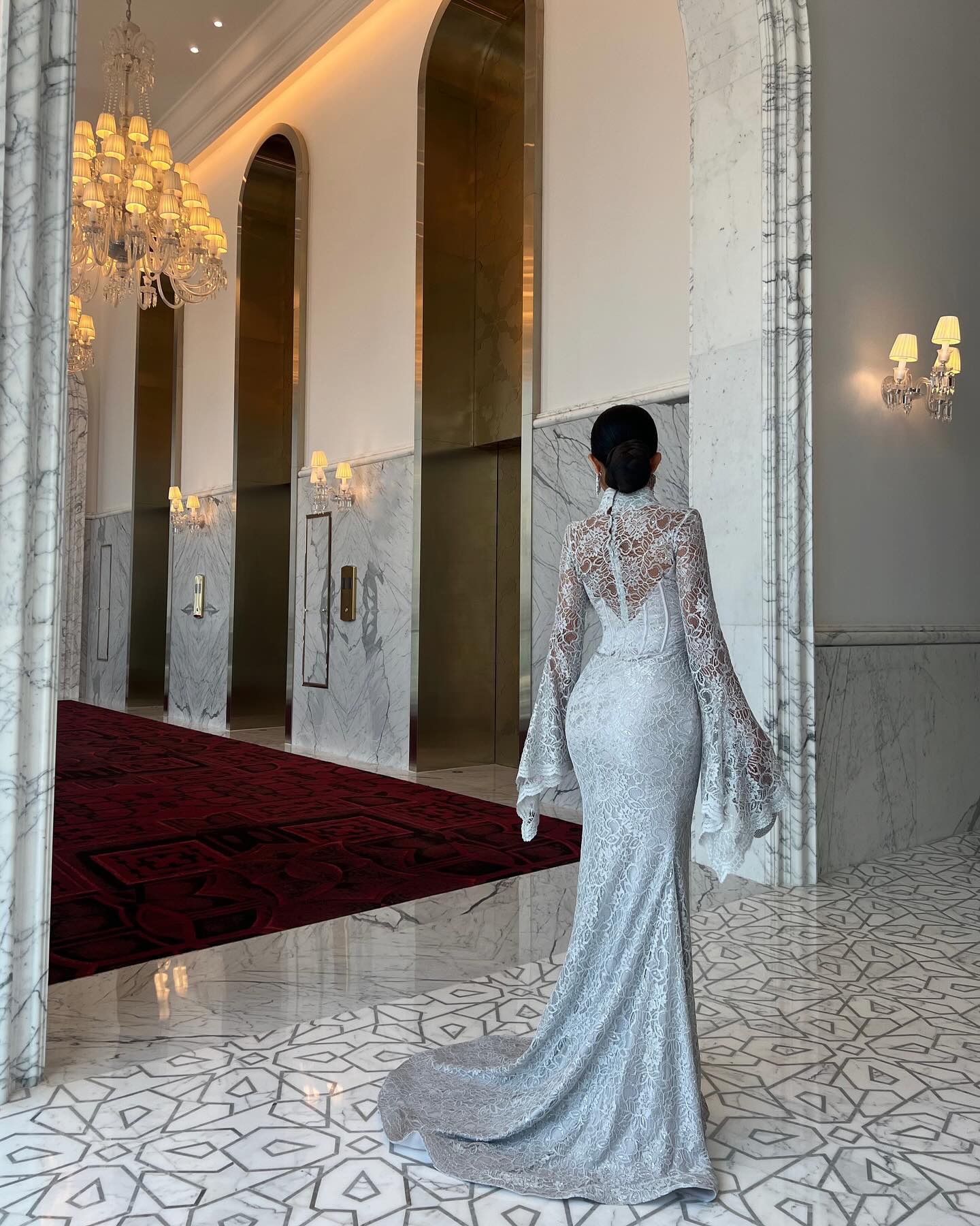 Elegant White Lace Long Sleeve Evening Dress SF122