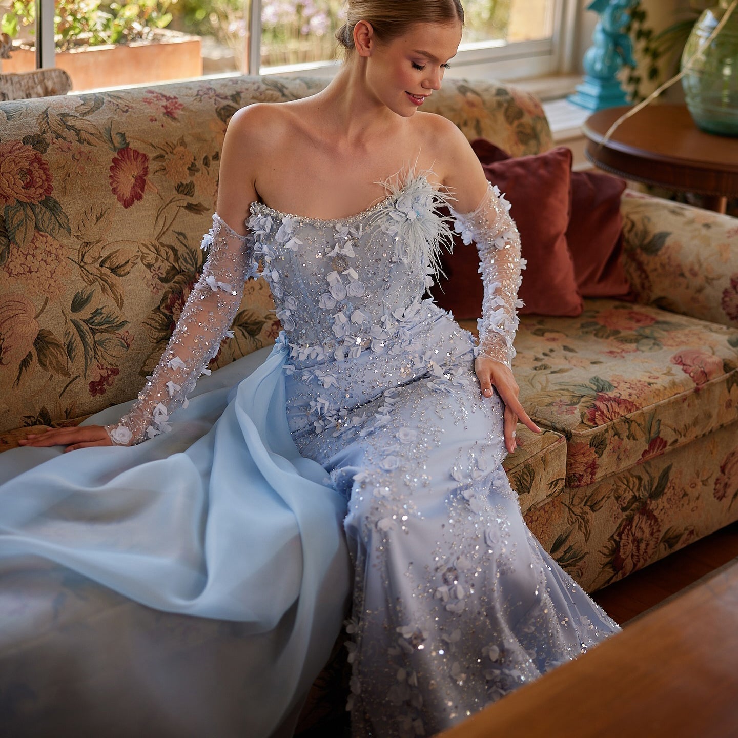 Elegant Blue 3D Flowers Feathers Evening Dress with Sleeves SS342