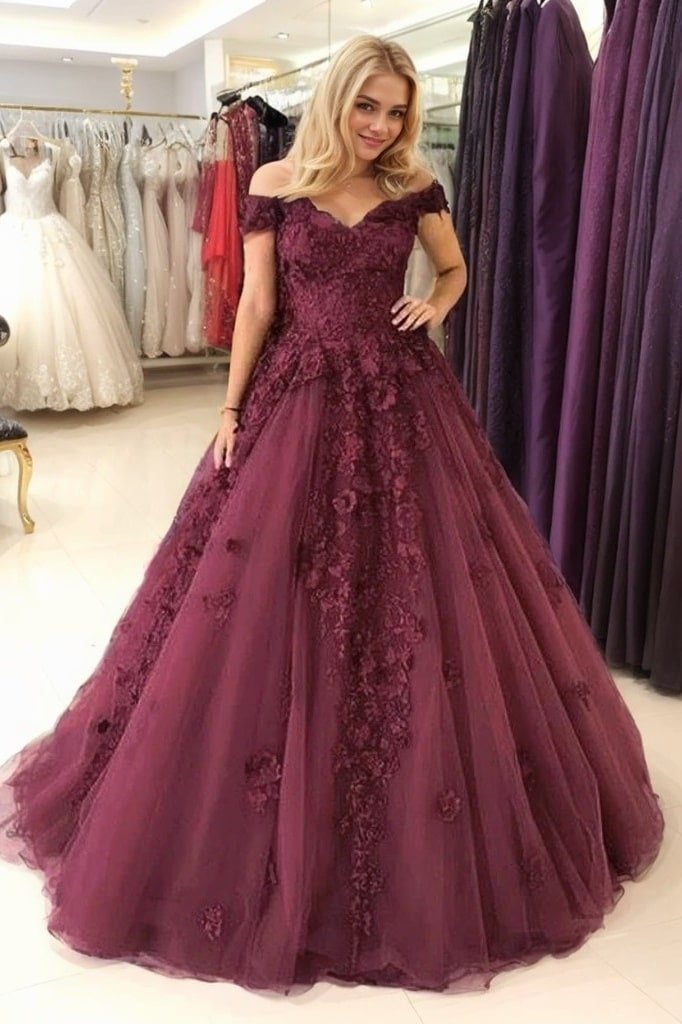 Ball Gown Sleeveless Off-the-Shoulder Sweep/Brush Train Applique Tulle Prom Dresses