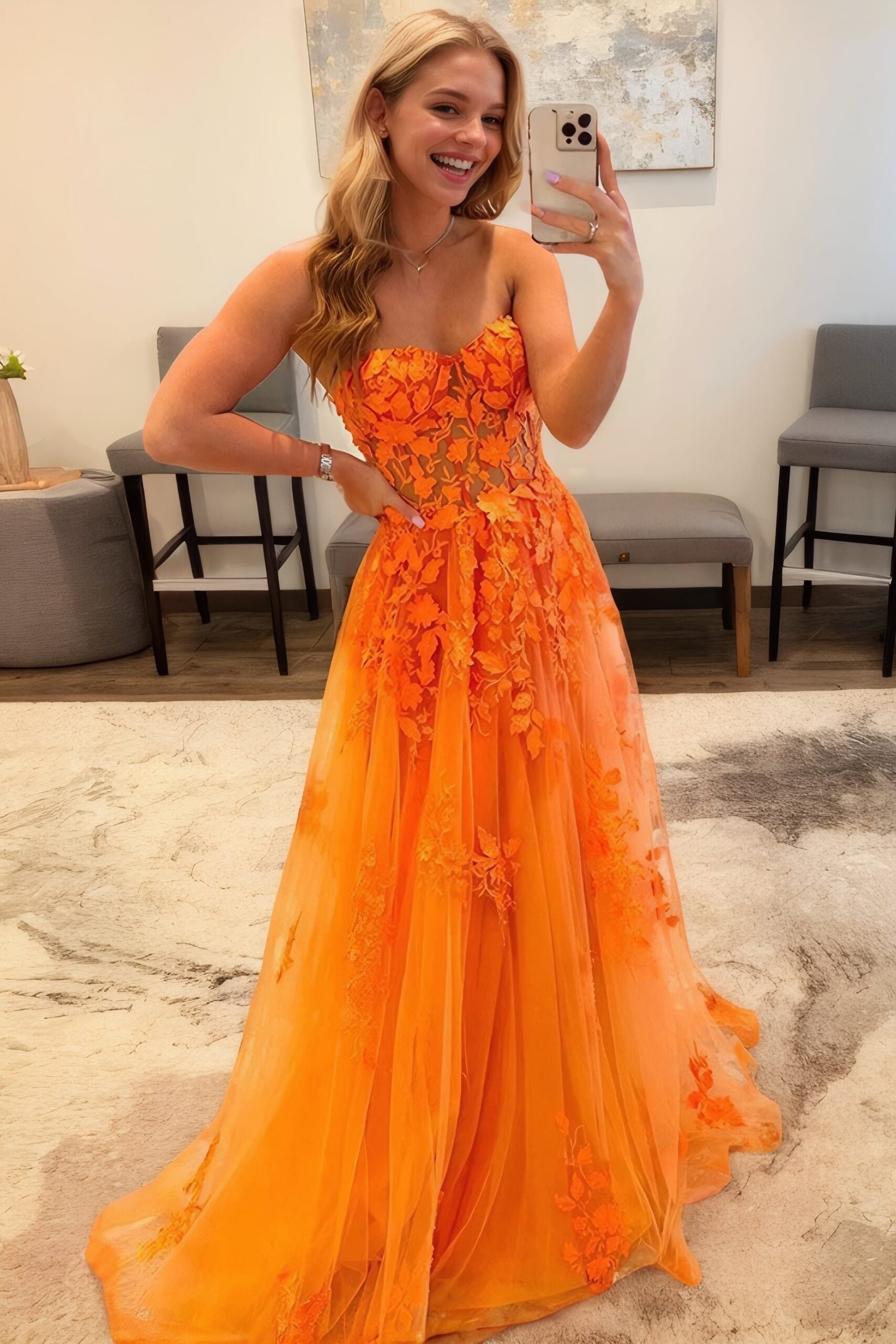 A-Line/Princess Tulle Applique Sweetheart Sleeveless Floor-Length Prom Dresses