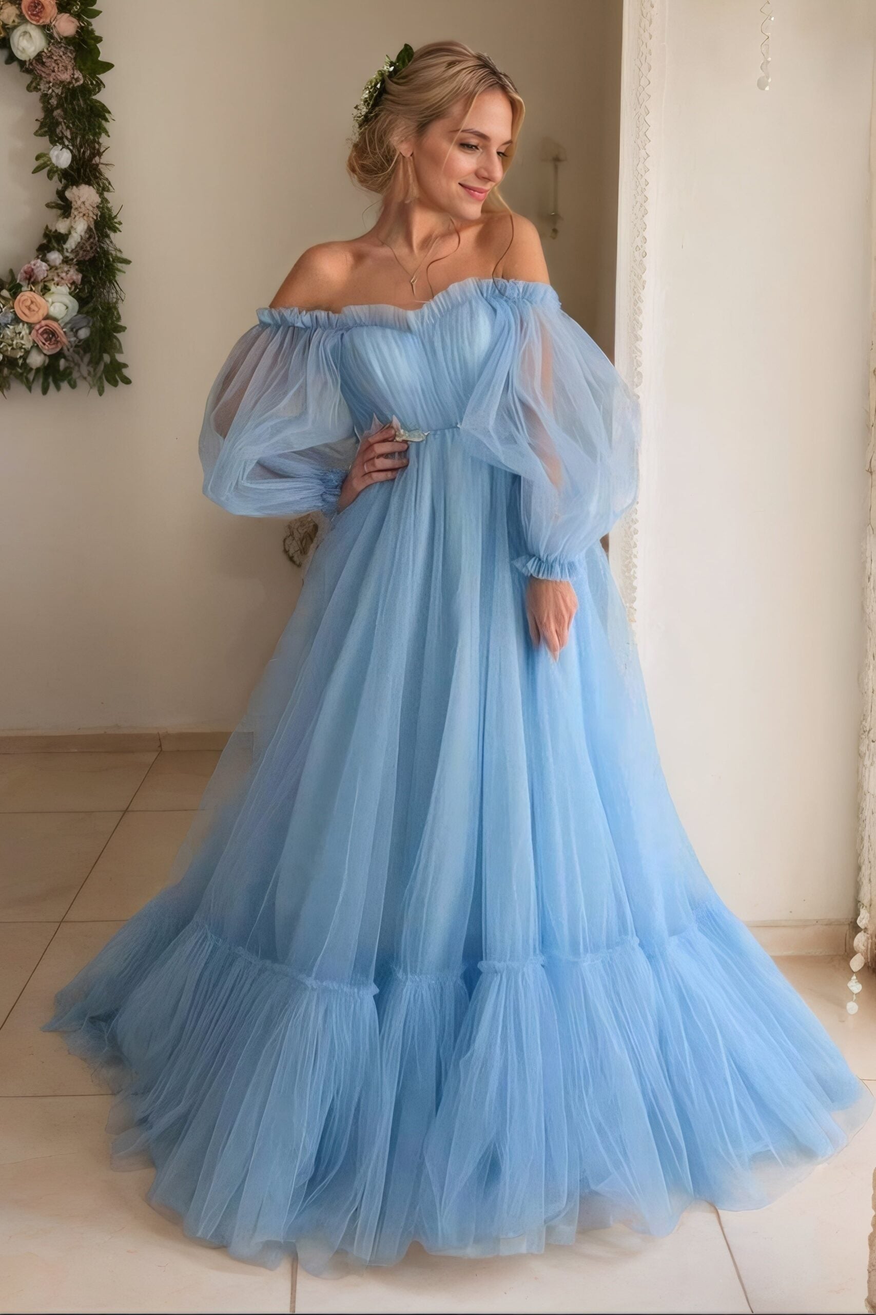 A-Line/Princess Tulle Applique Off-the-Shoulder Long Sleeves Floor-Length Prom Dresses
