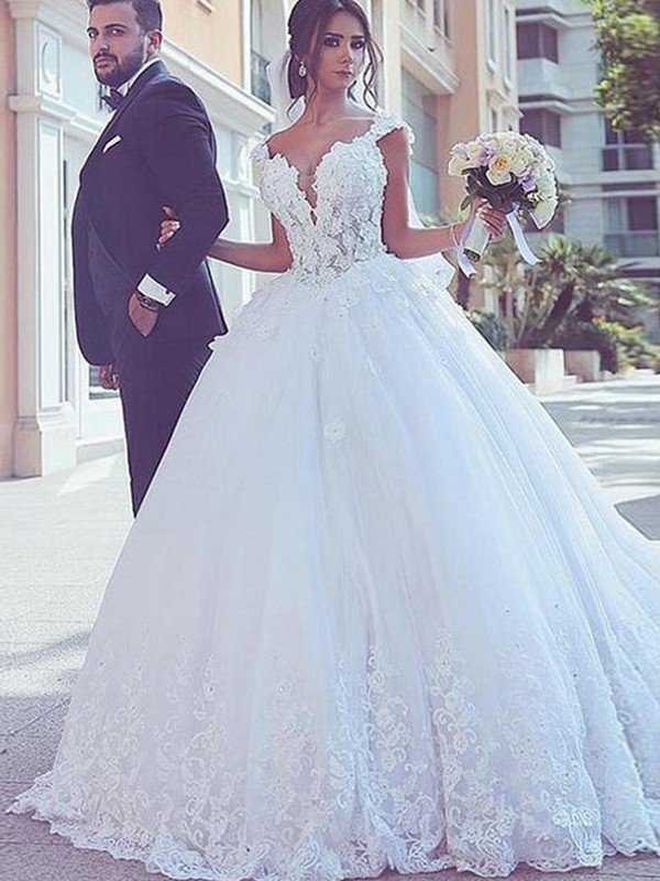 Ball Gown Sweetheart Sleeveless Sweep/Brush Train Lace Tulle Wedding Dresses-0