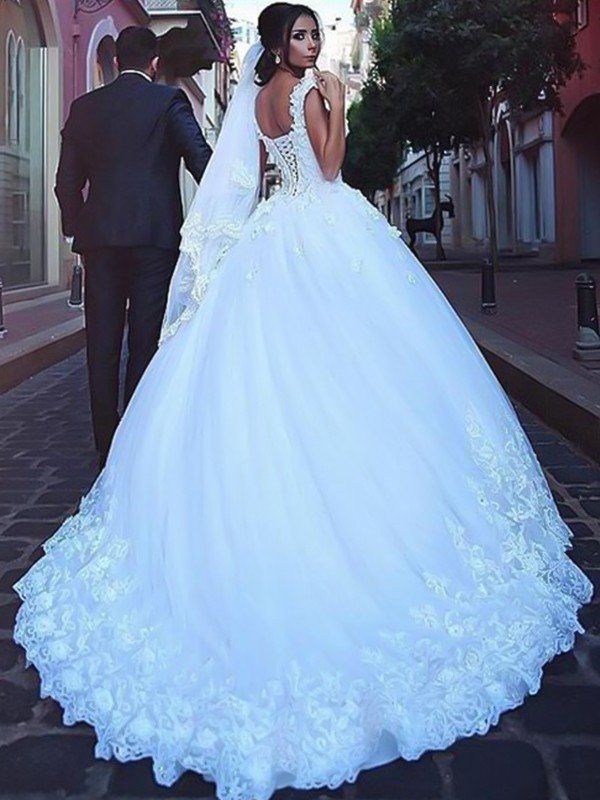 Ball Gown Sweetheart Sleeveless Sweep/Brush Train Lace Tulle Wedding Dresses-729