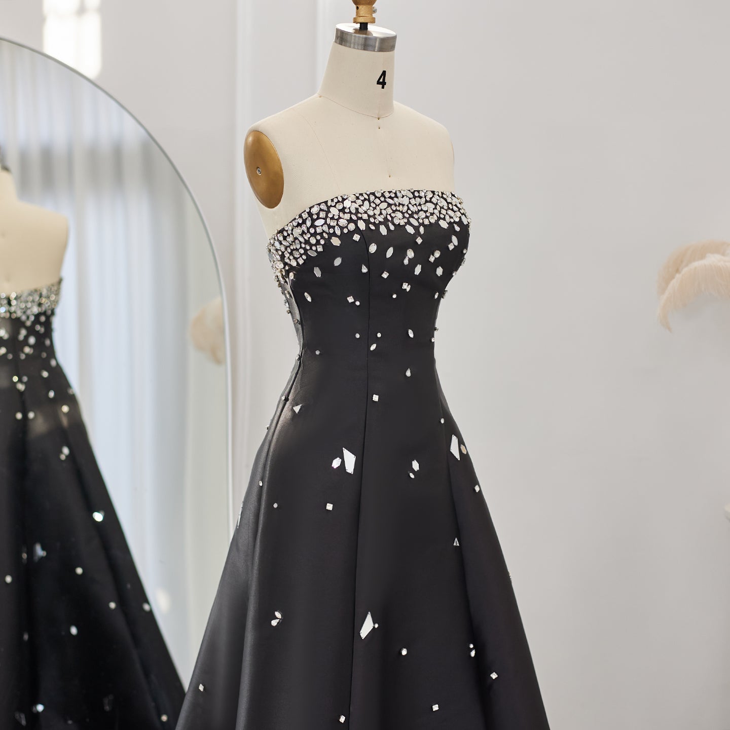 Luxury Crystal Black Strapless Evening Dress SF307