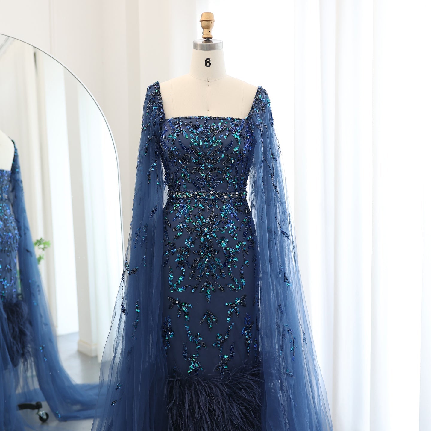 Luxury Feathers Lilac Evening Dress with Cape Sleeves SS381