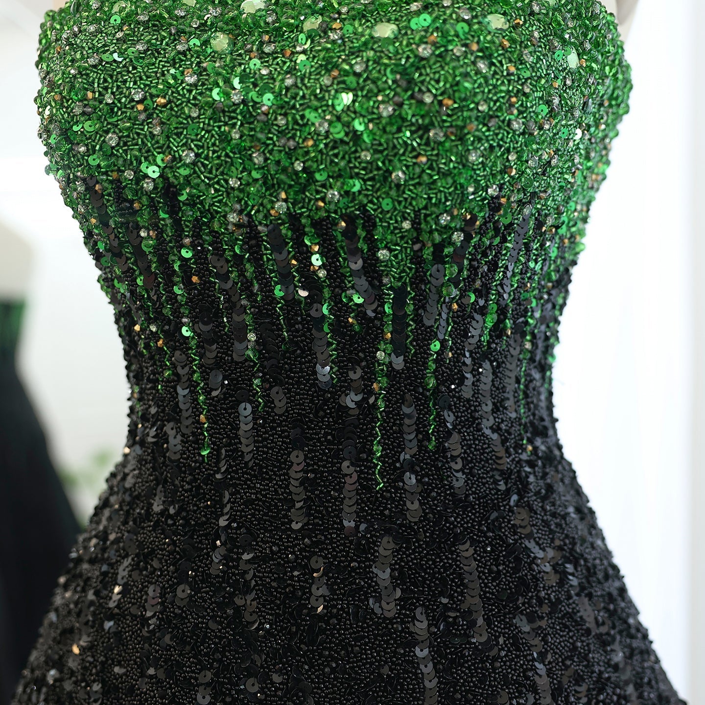 Luxury Beaded Black Green Strapless Evening Dress SS224