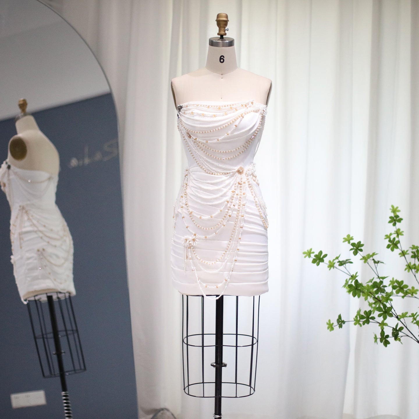 Luxury White Pearls Tassel Short Cocktail Party Dress RM035