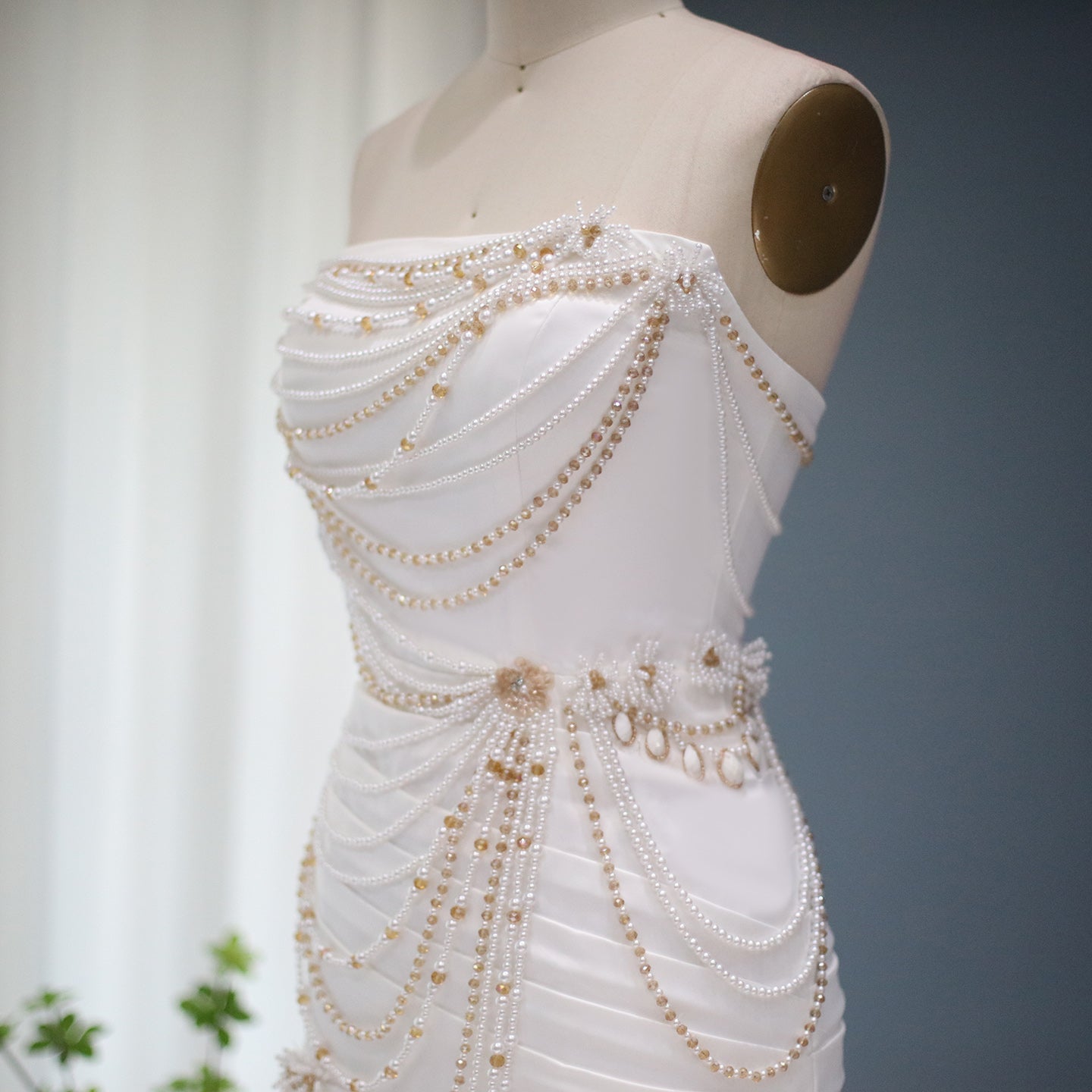 Luxury White Pearls Tassel Short Cocktail Party Dress RM035