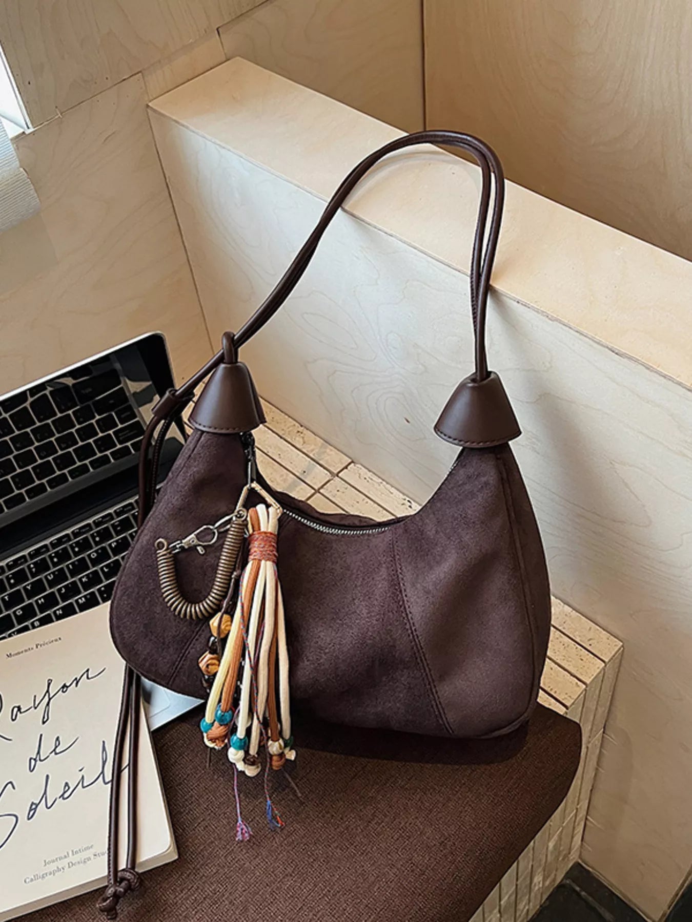 13893e86249d4b5997a2ae50d8b01fd2-Max-Origin