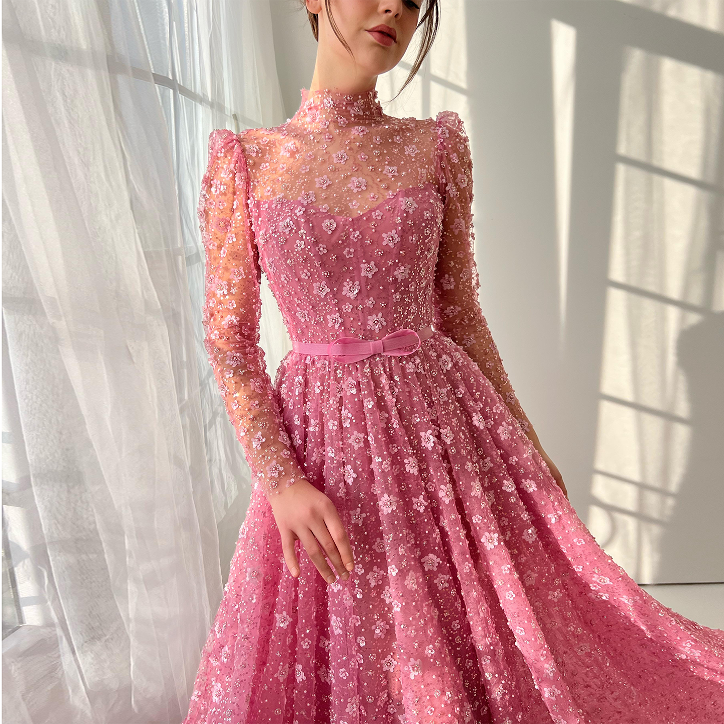 Luxury Delicate Pink 3D Floral Evening Dress with ruffles SS700