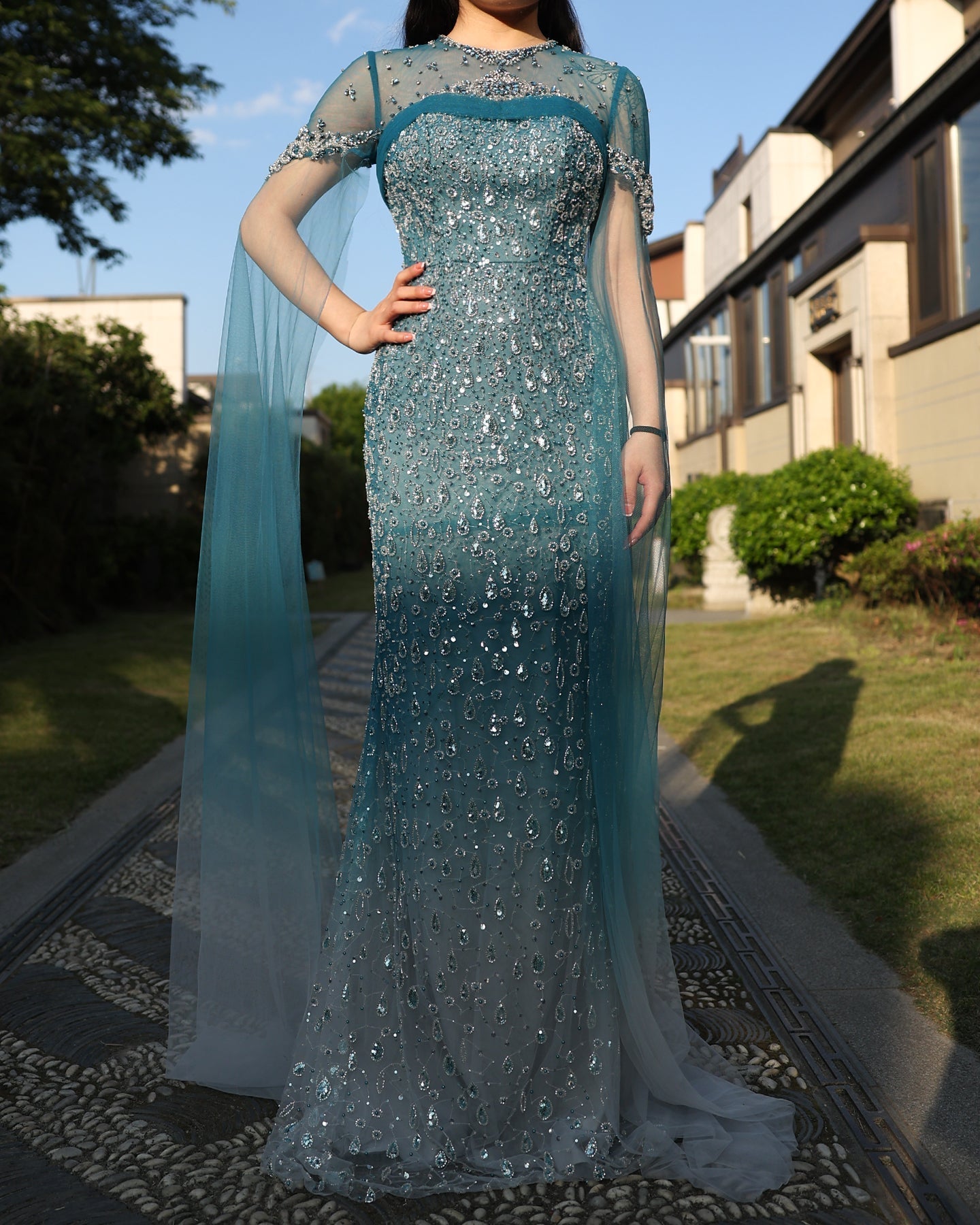 Luxury Turquoise Crystal Evening Dresses with Cape Sleeves SS666