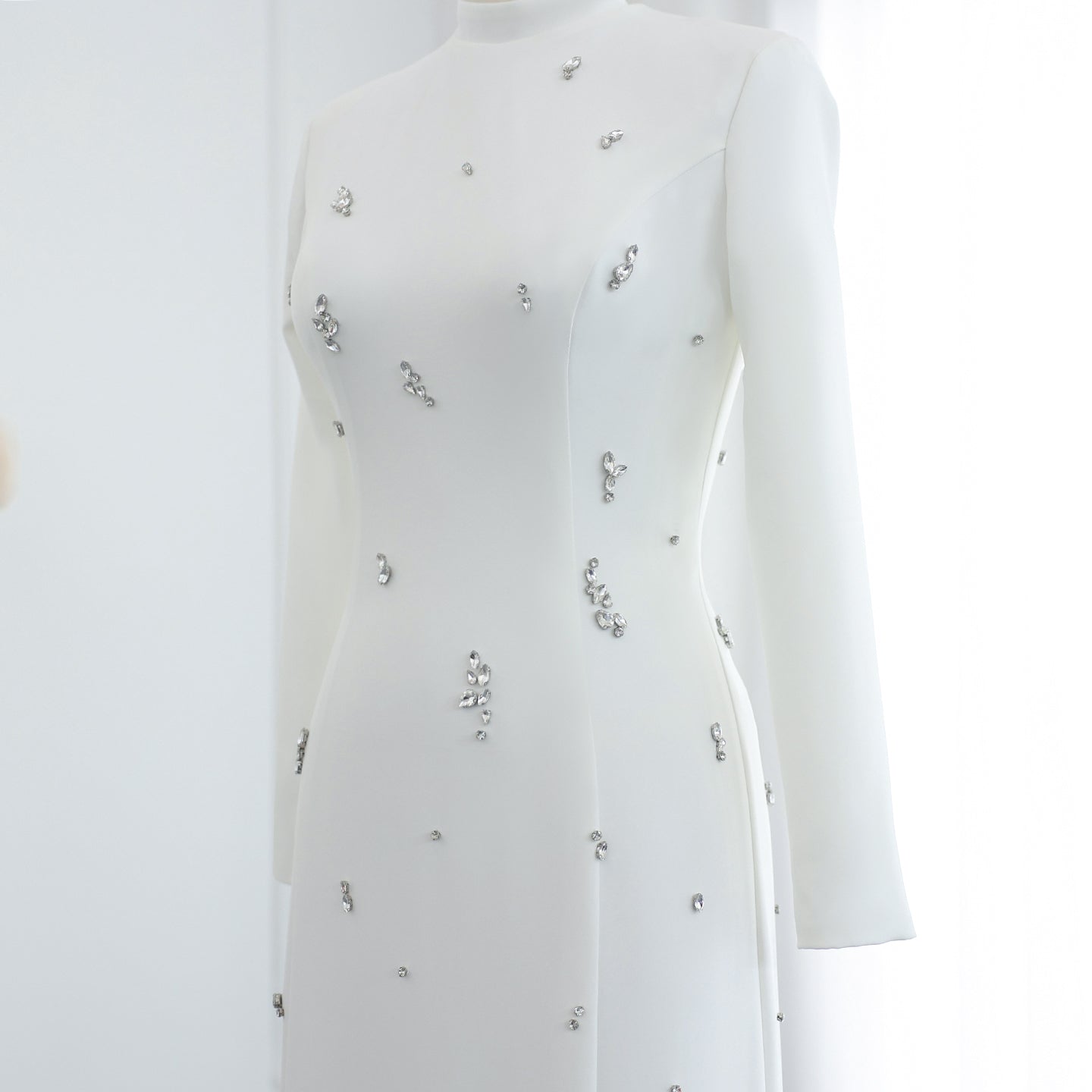 Luxury Crystal White Muslim Long Sleeves Evening Dress SS258