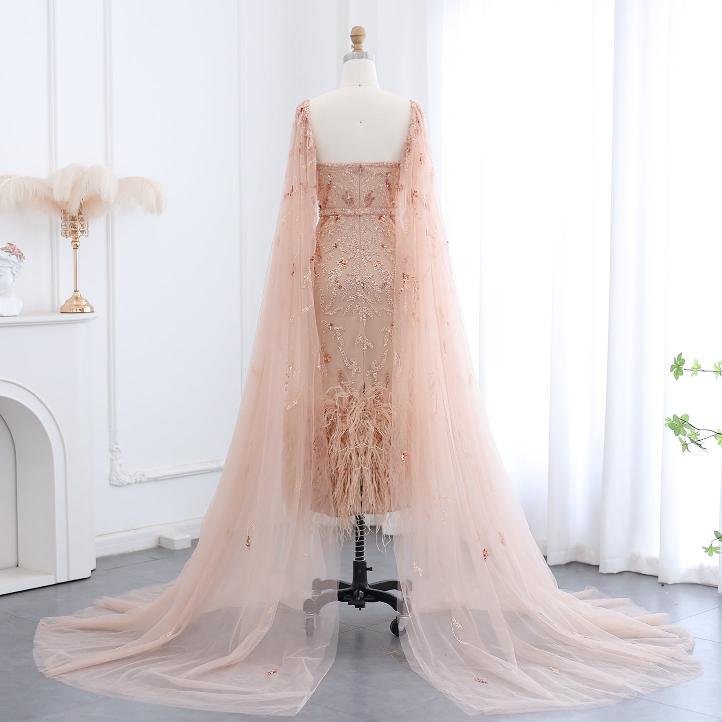 Luxury Feathers Lilac Evening Dress with Cape Sleeves SS381